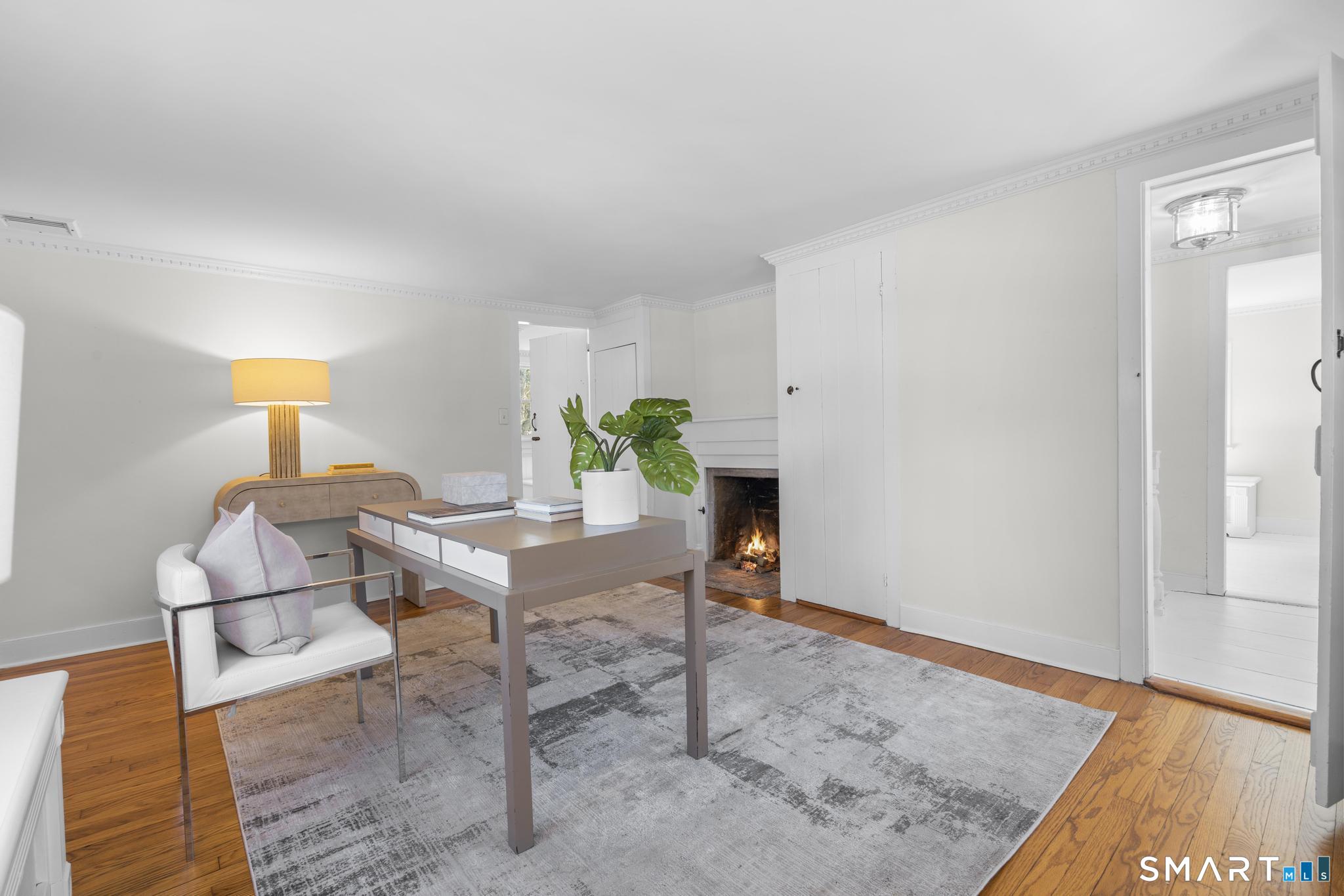 1090 Ridgefield Road