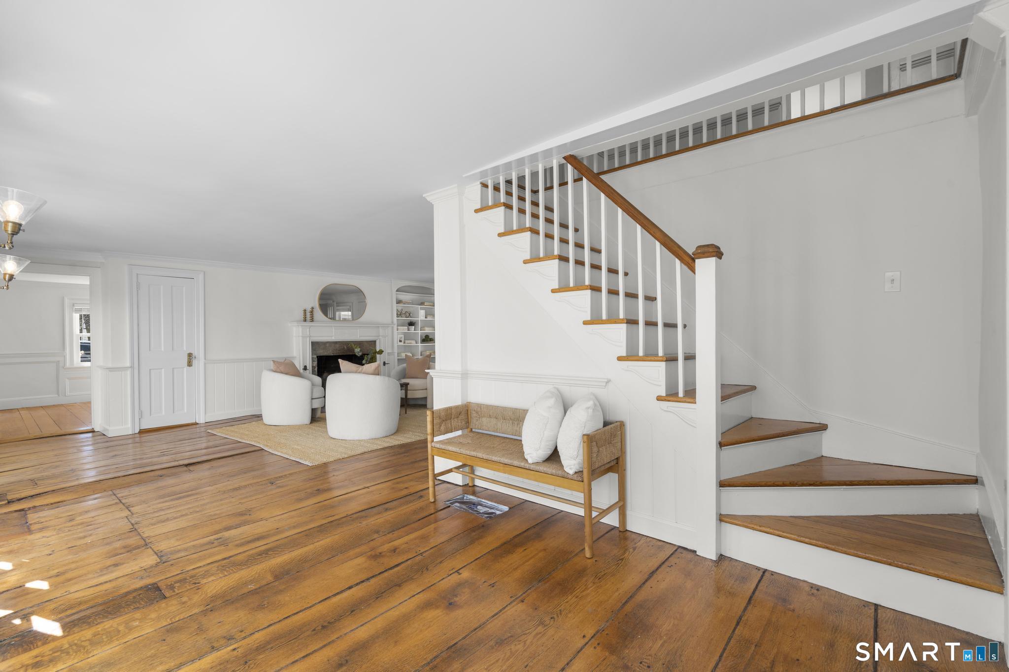 1090 Ridgefield Road