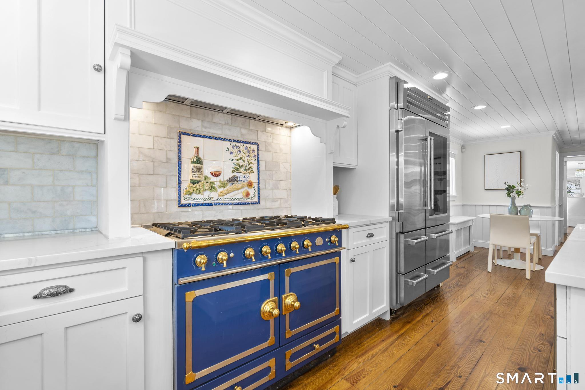 1090 Ridgefield Road