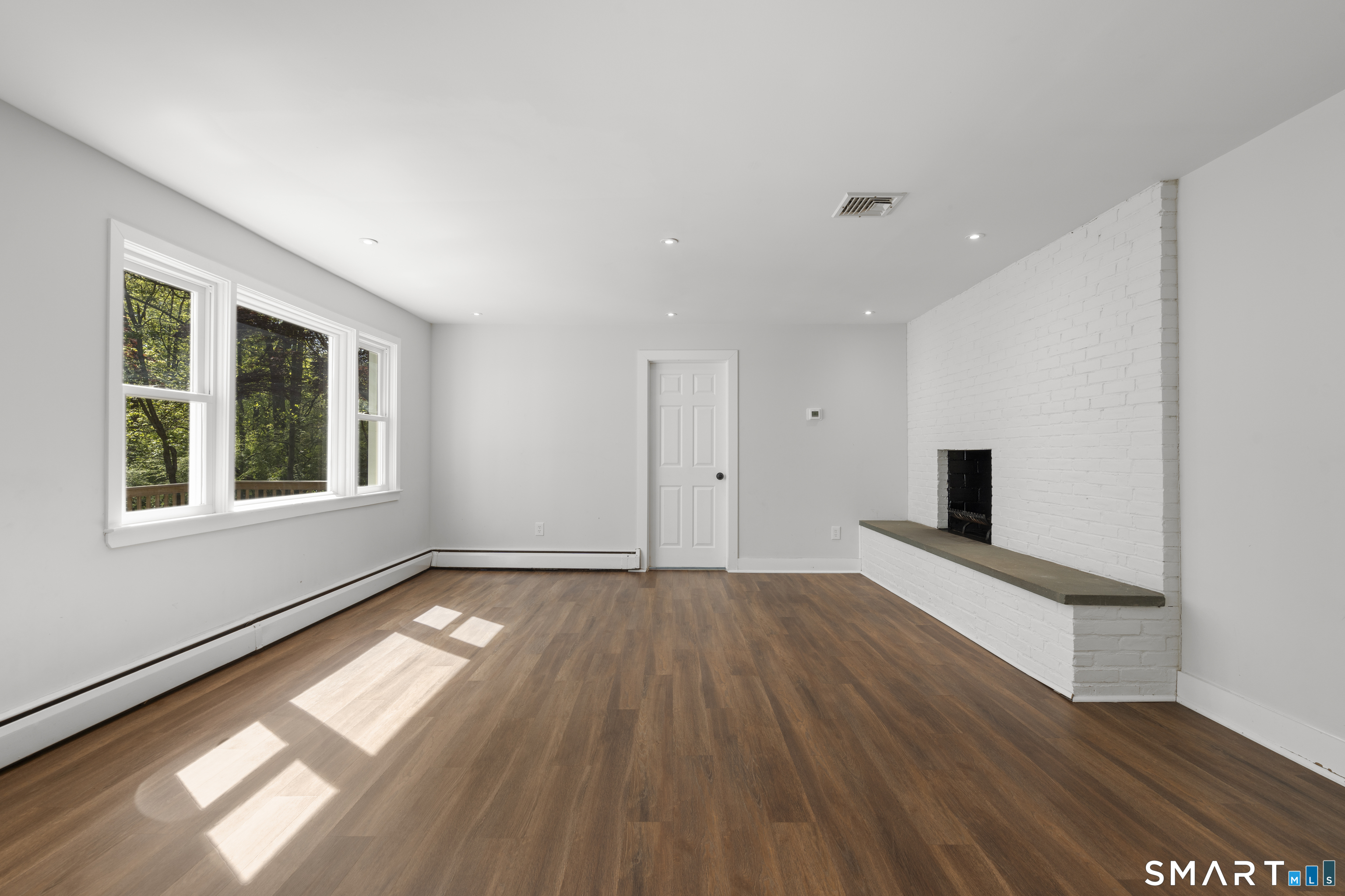 99 Rivergate Drive