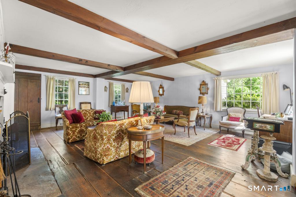 871 Ridgefield Road