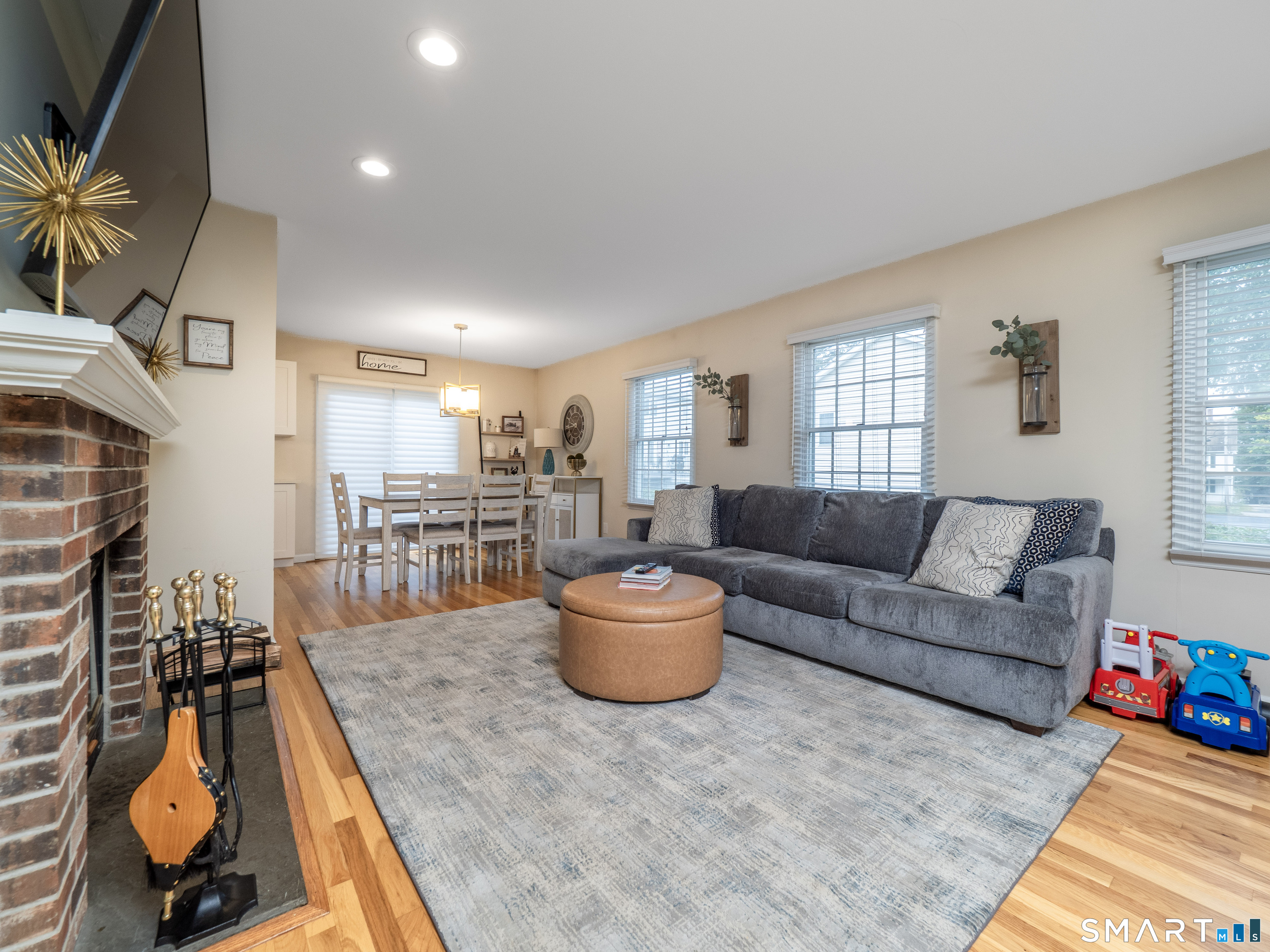 584 Hope Street 5