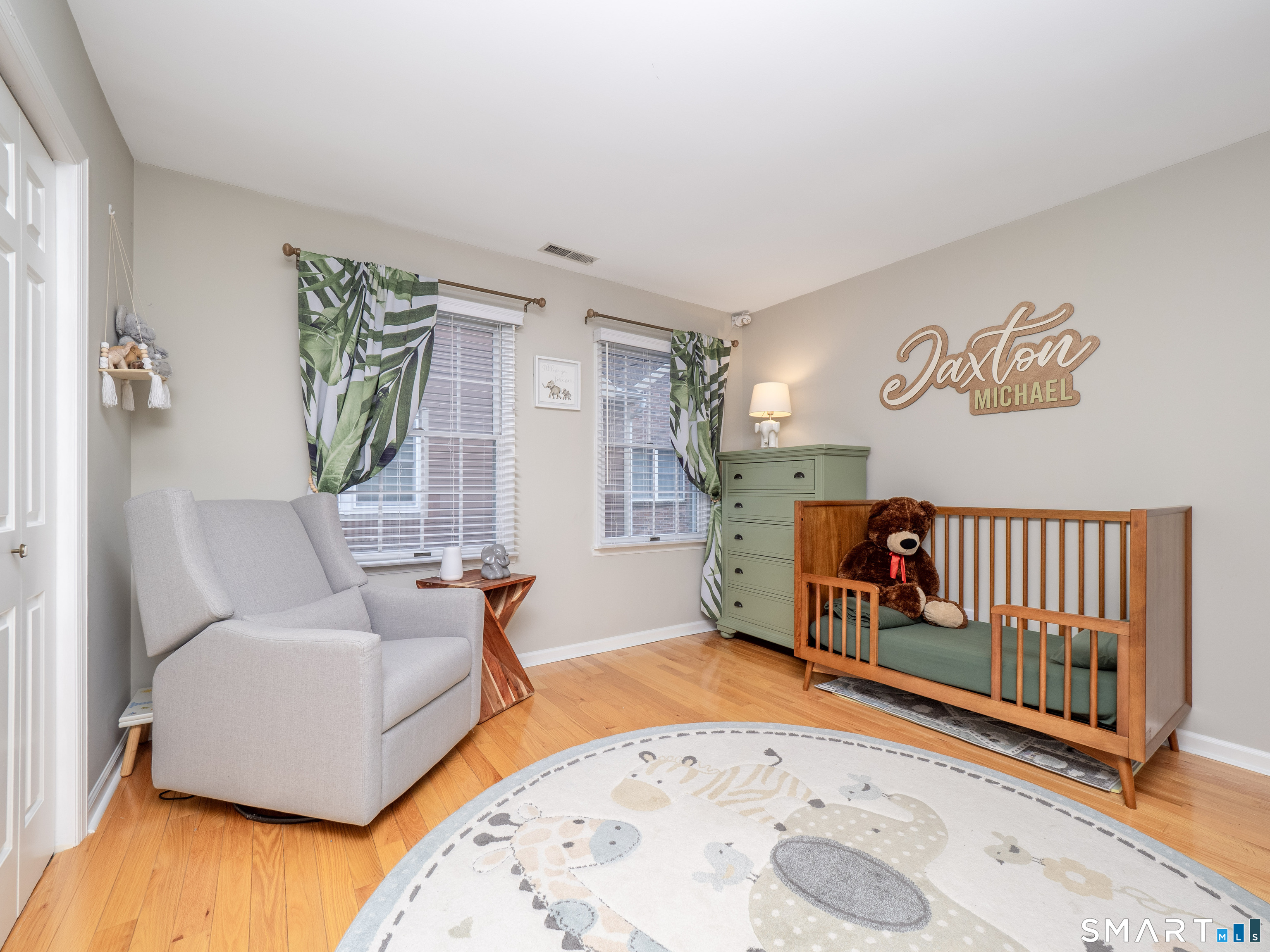 584 Hope Street 5