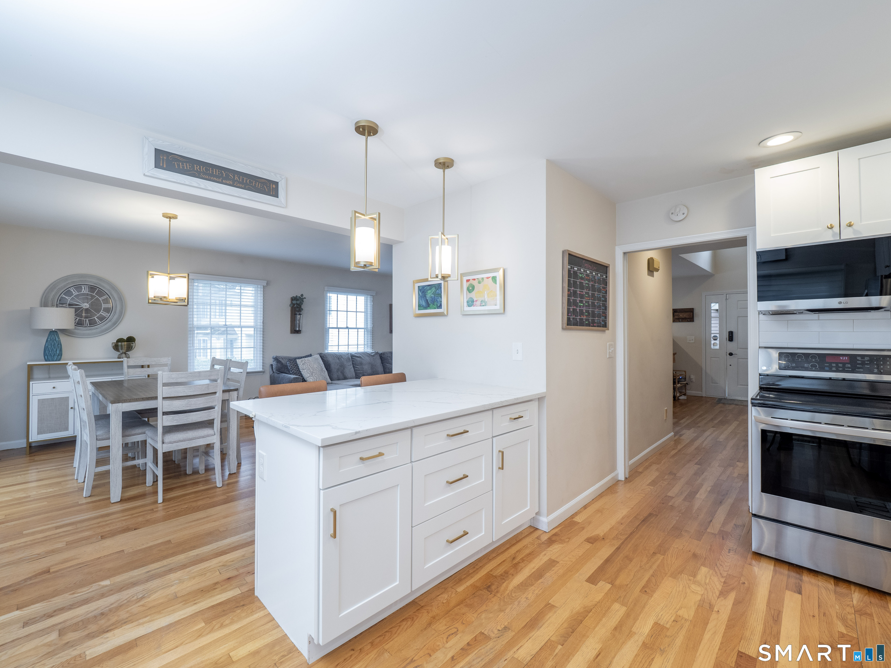 584 Hope Street 5