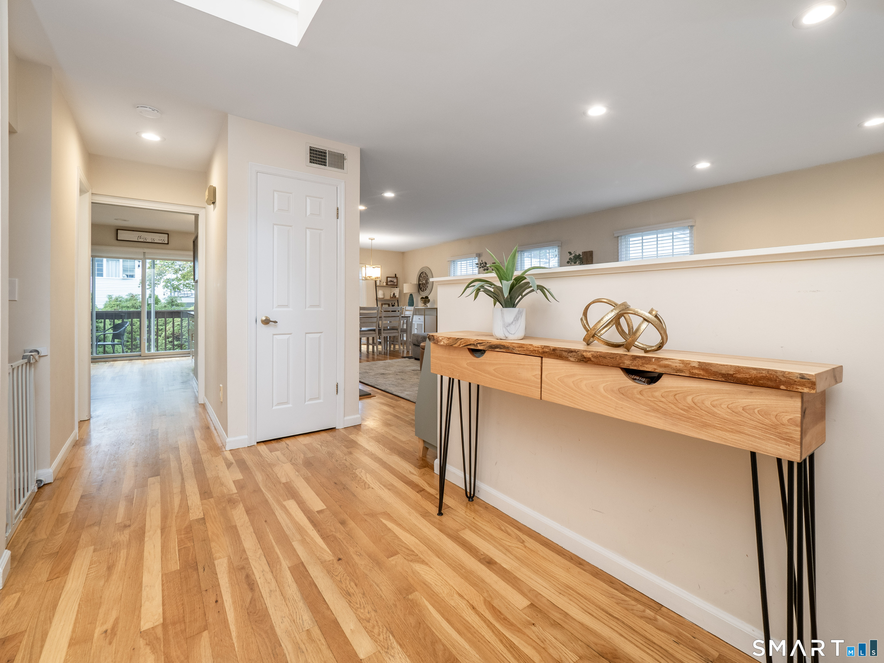 584 Hope Street 5