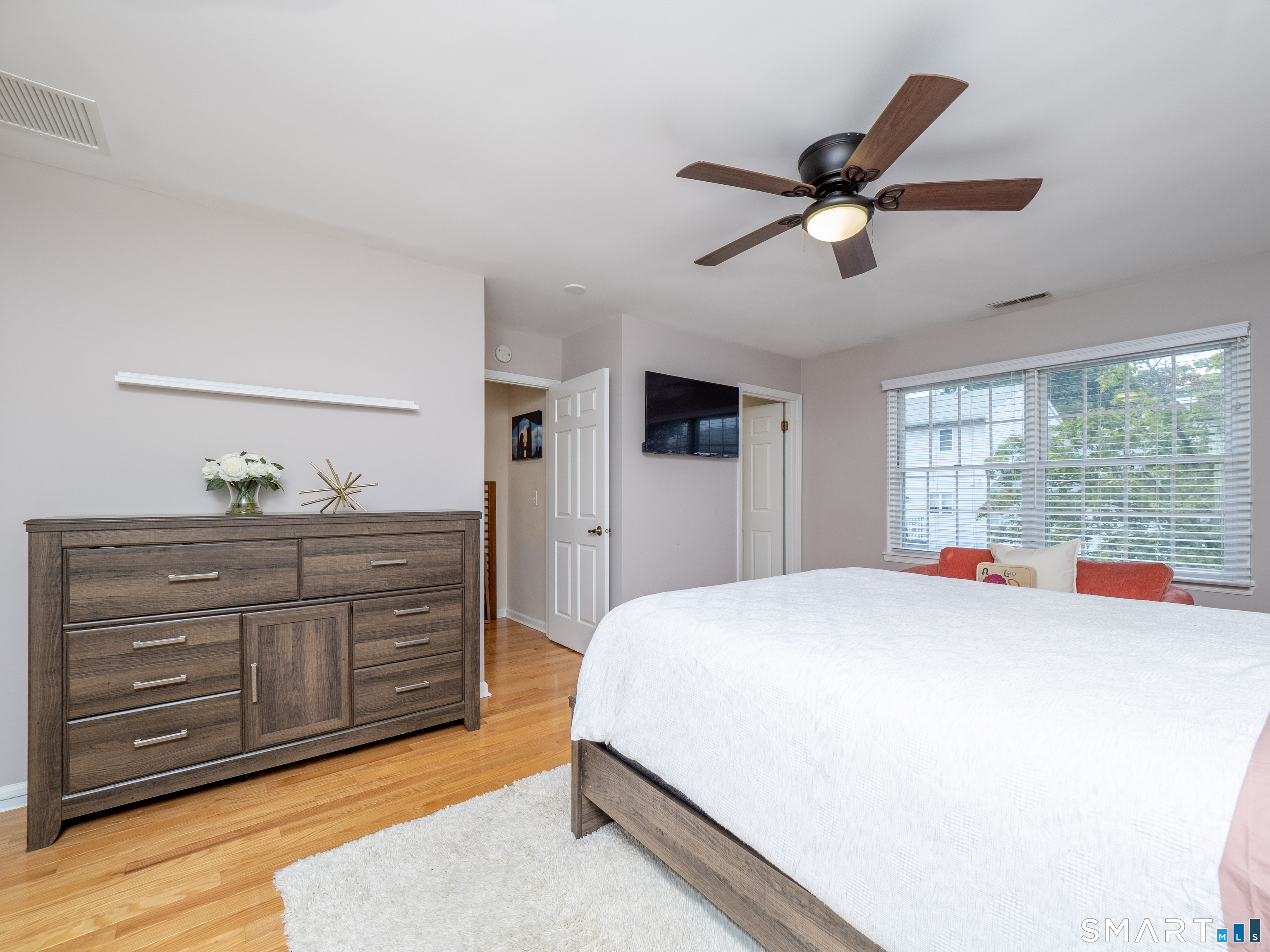 584 Hope Street 5