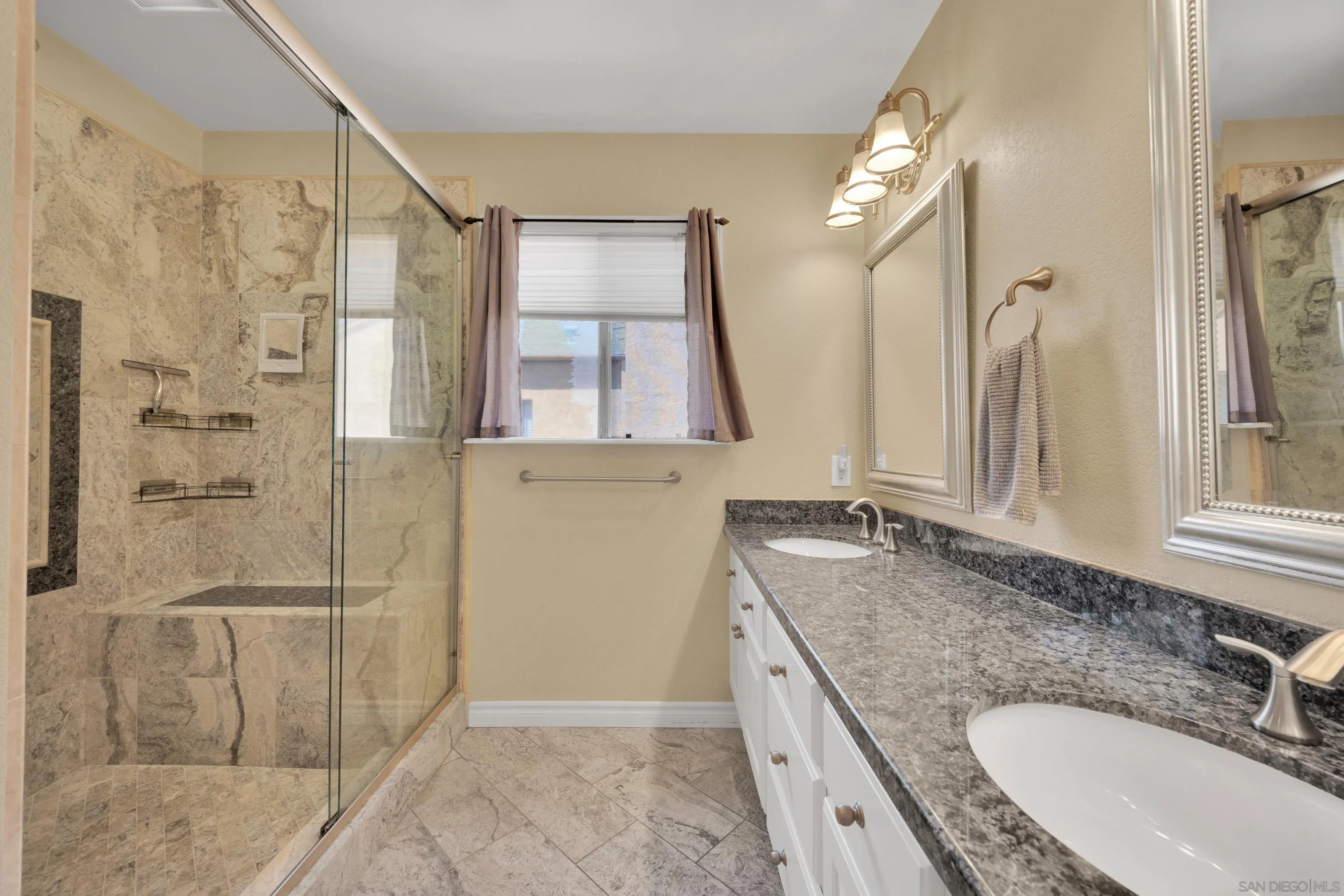 9327 Lake Murray Blvd Unit E