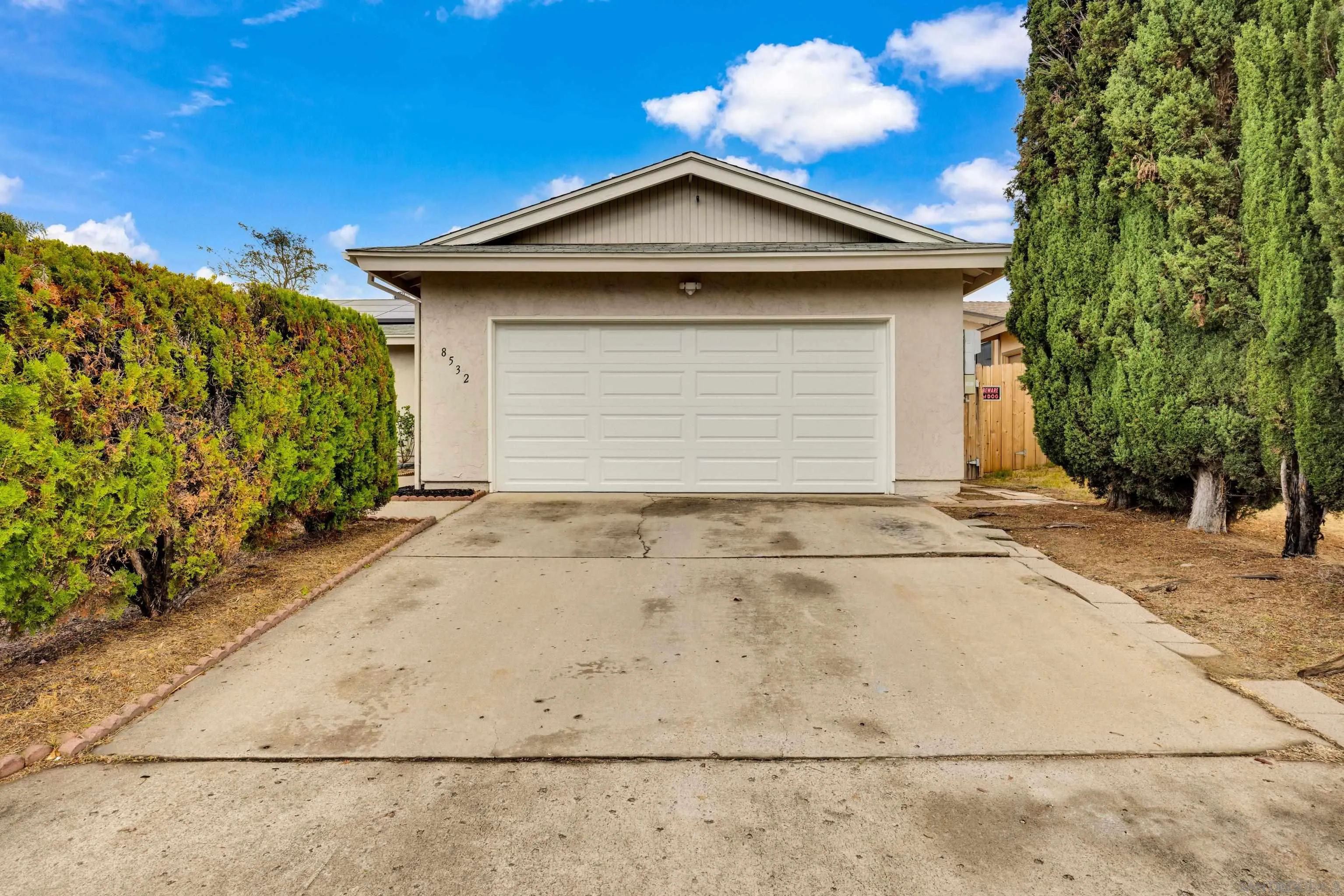 8532 Carlton Oaks Drive