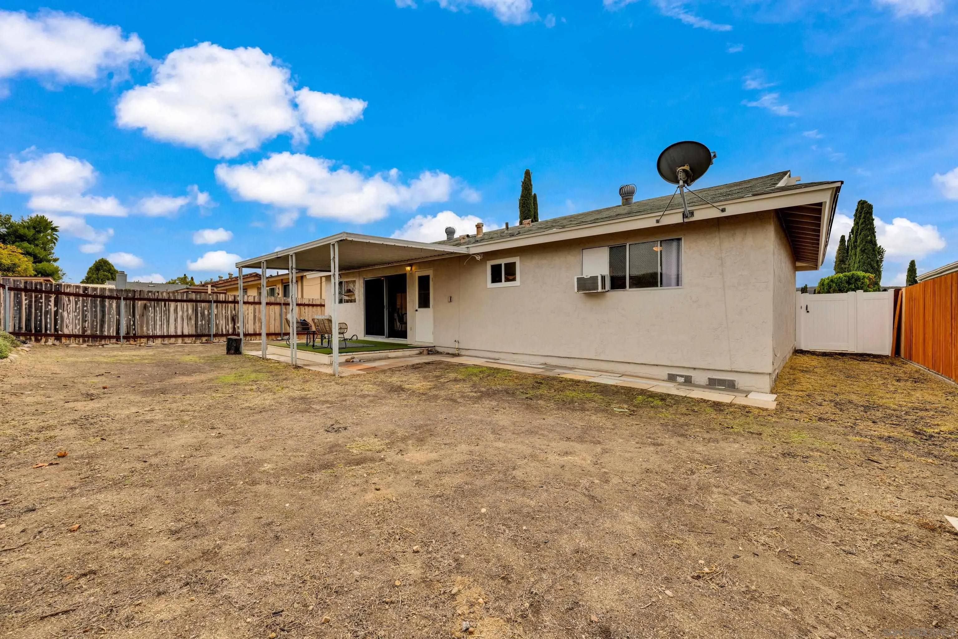 8532 Carlton Oaks Drive