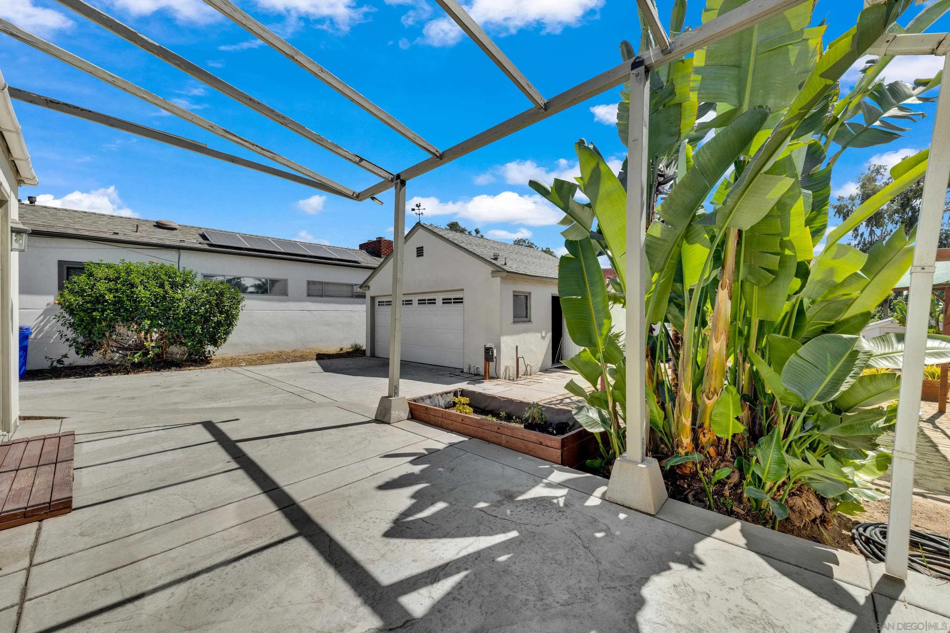 5445 Adams Avenue