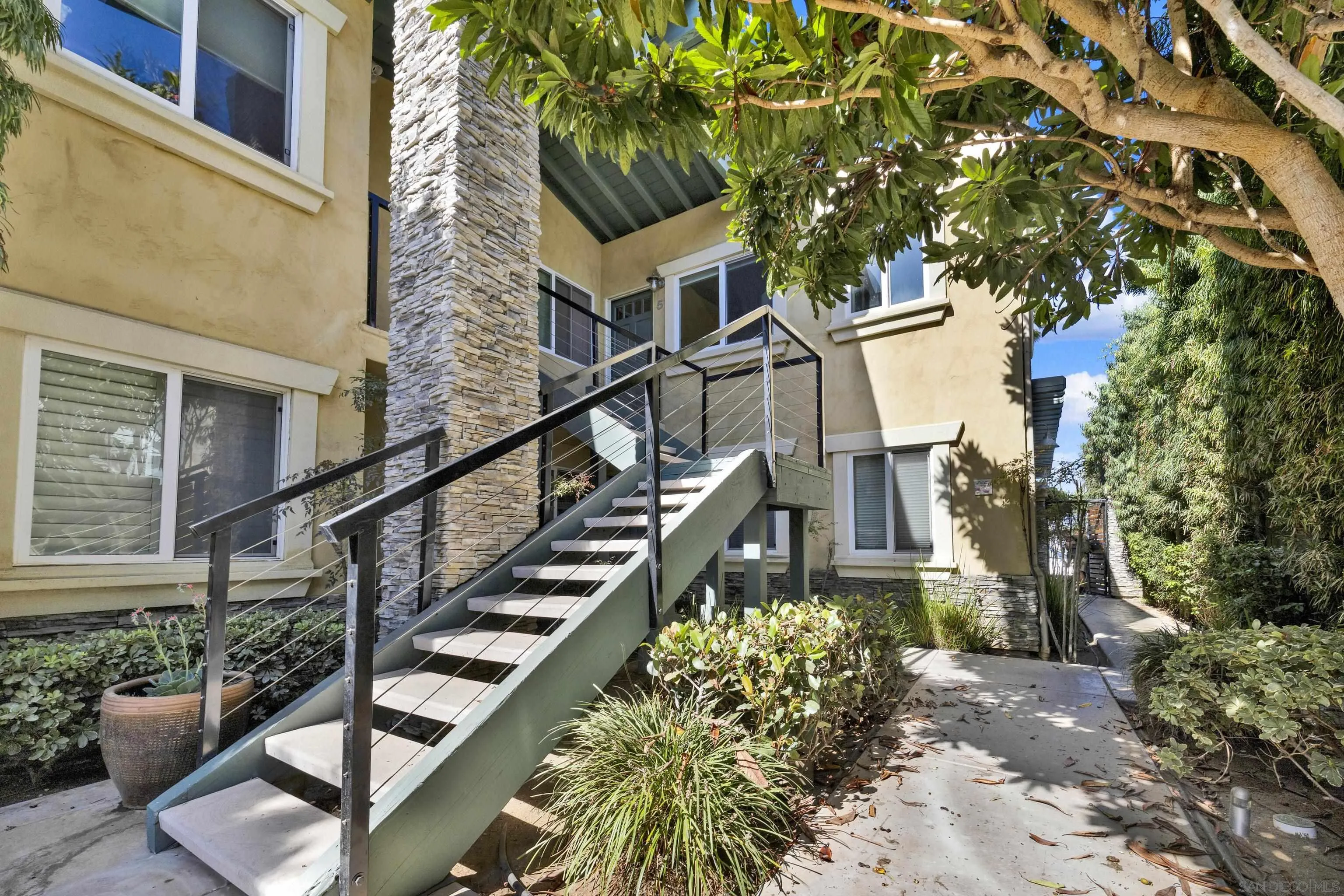 5059 Niagara Unit #5