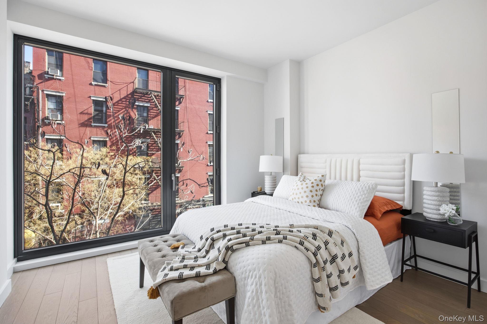 500 W 45th Street Unit: 307