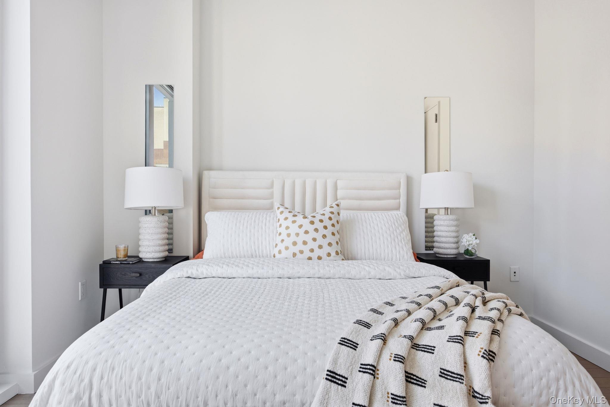 500 W 45th Street Unit: 307