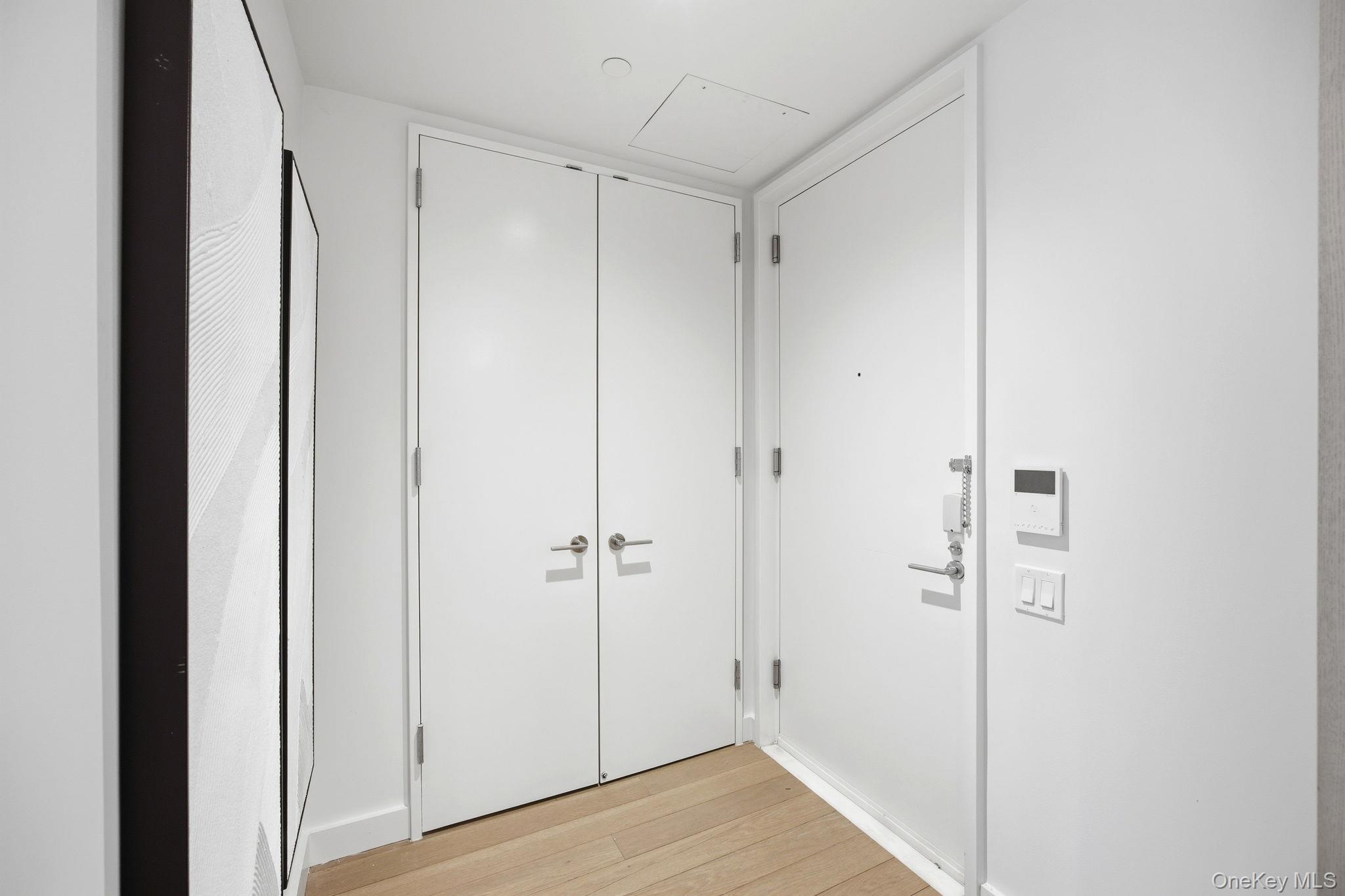 500 W 45th Street Unit: 307