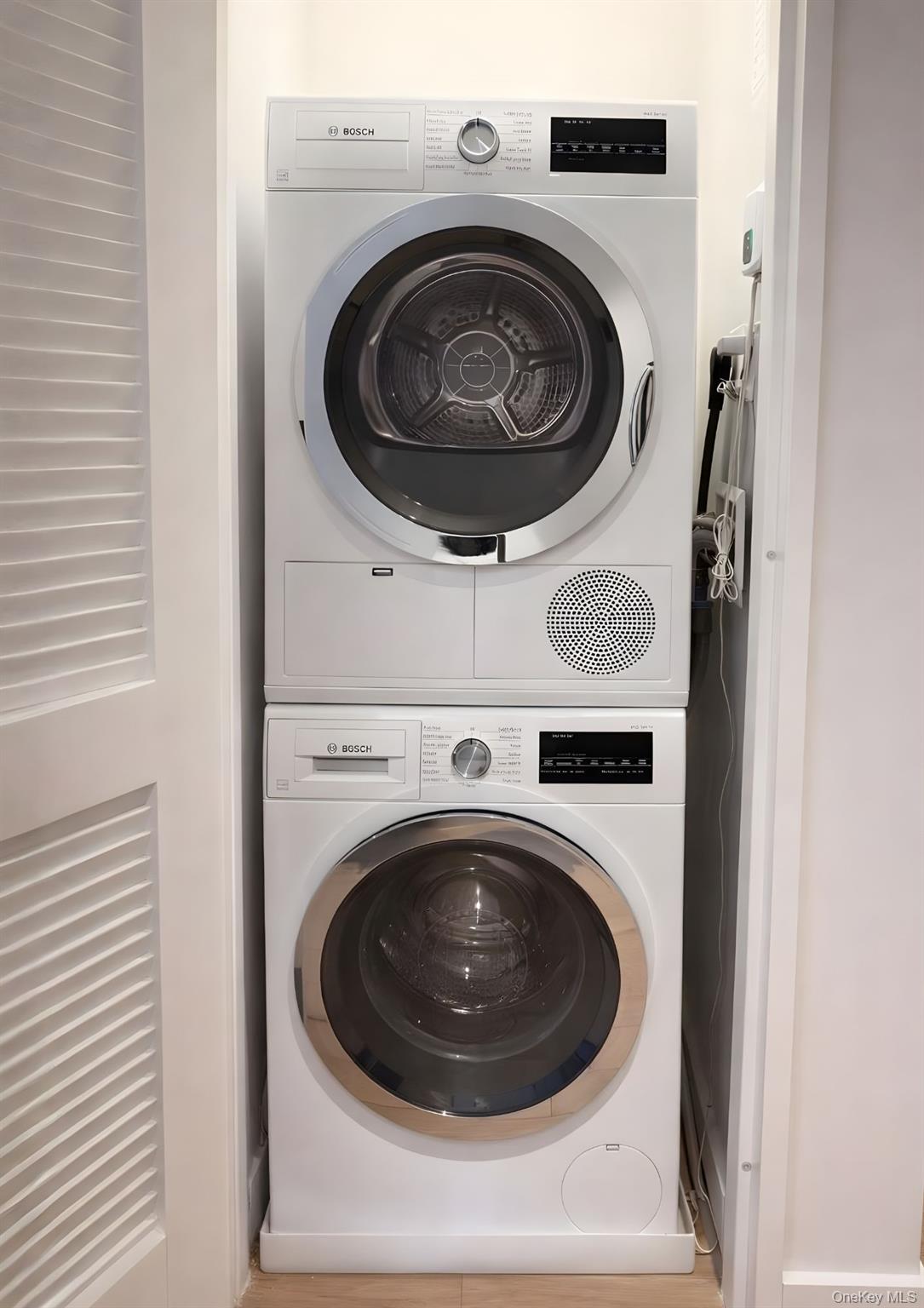 500 W 45th Street Unit: 307