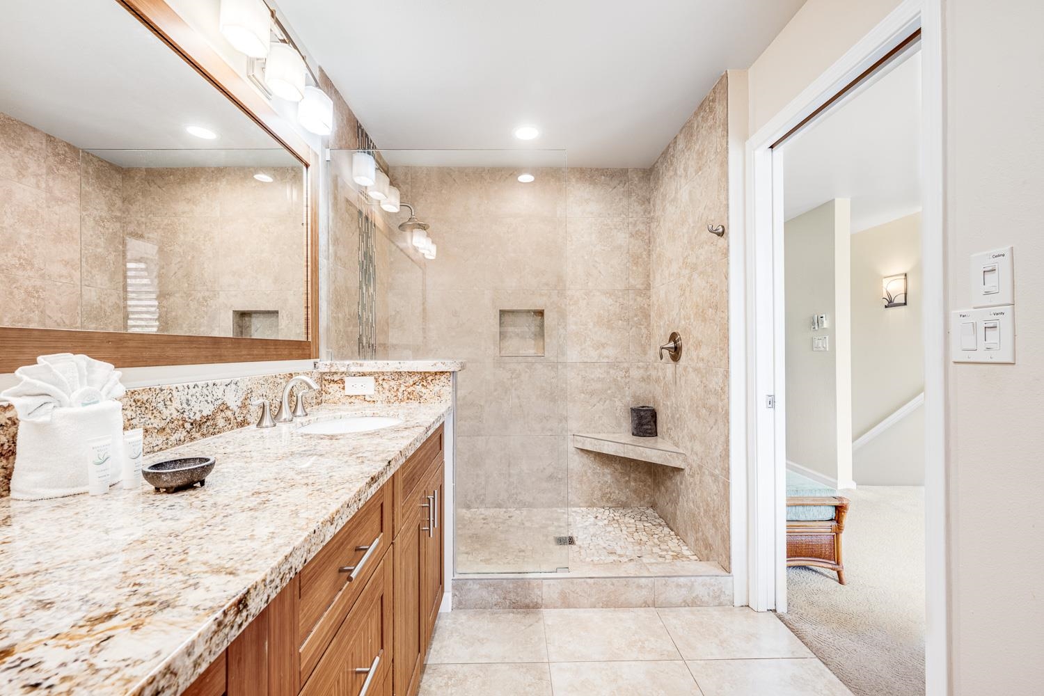 2777 S Kihei Rd Unit: J214