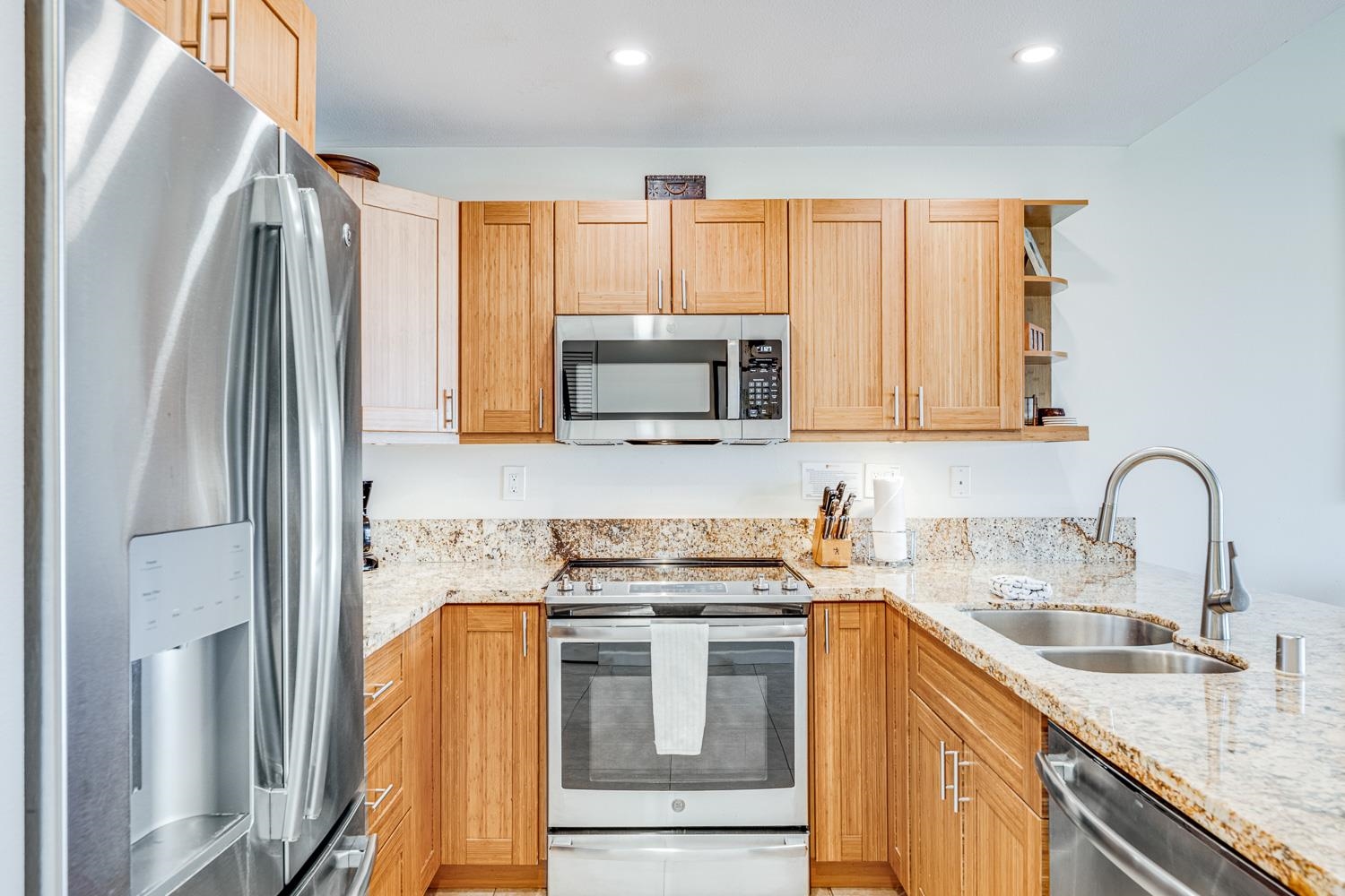 2777 S Kihei Rd Unit: J214