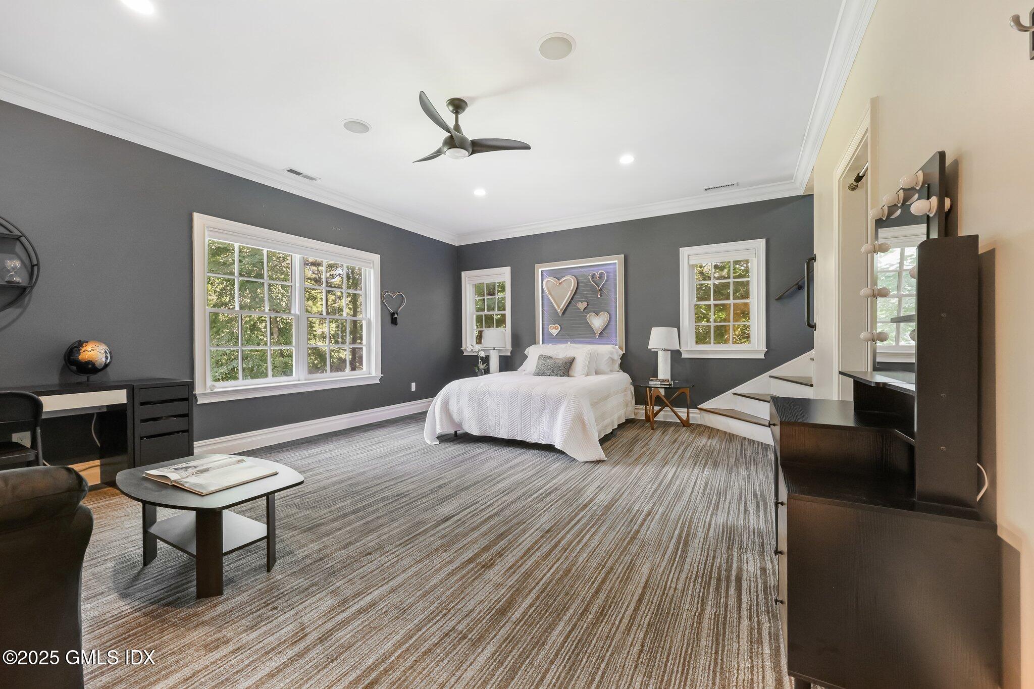506 HUNTING RIDGE Road