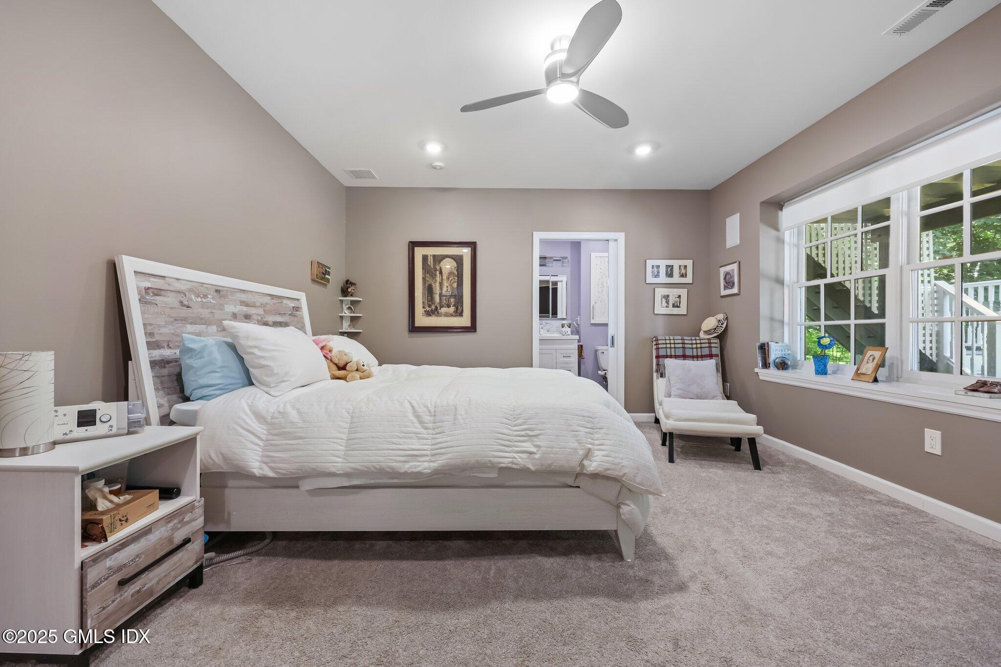 506 HUNTING RIDGE Road