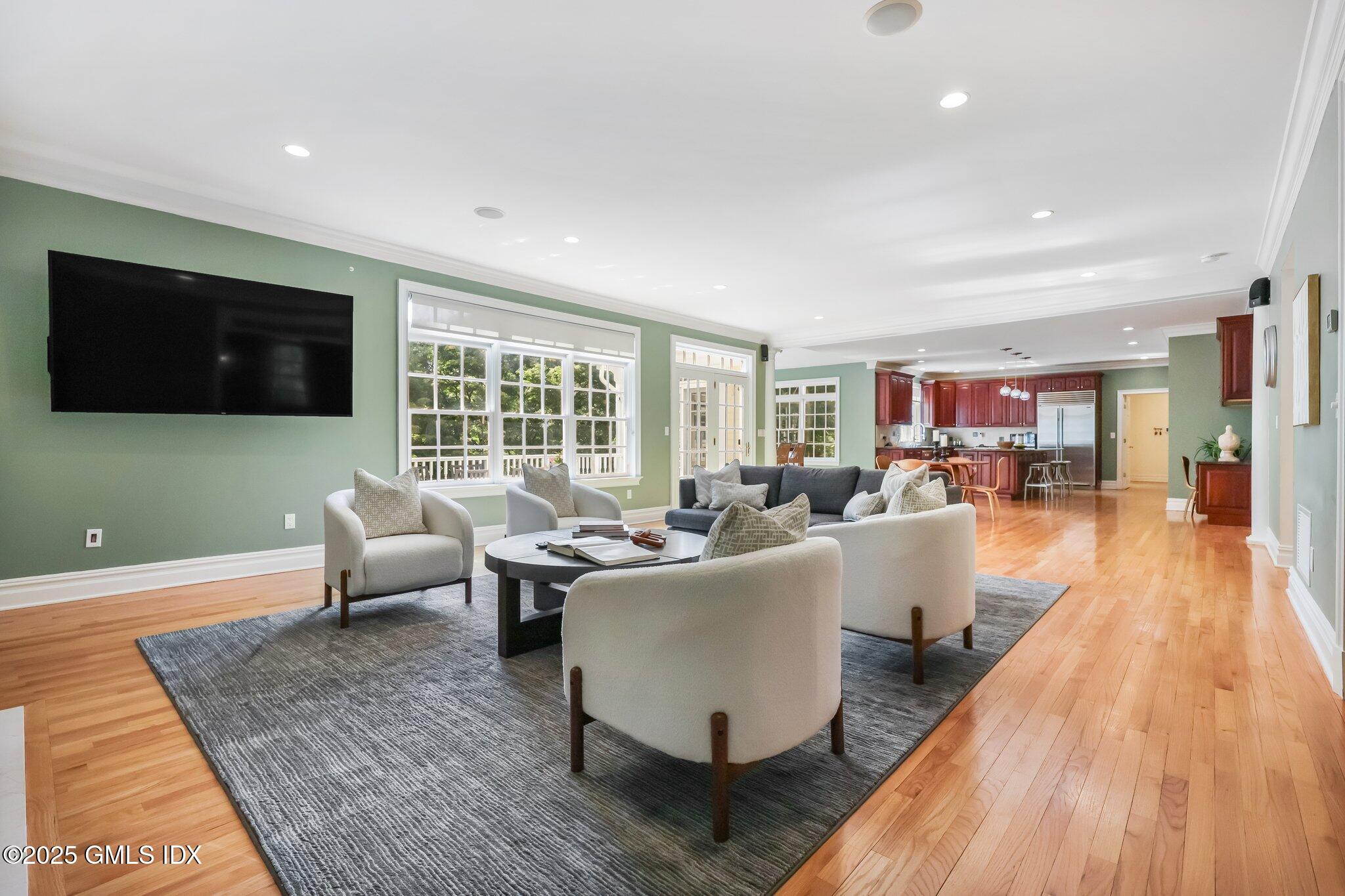 506 HUNTING RIDGE Road