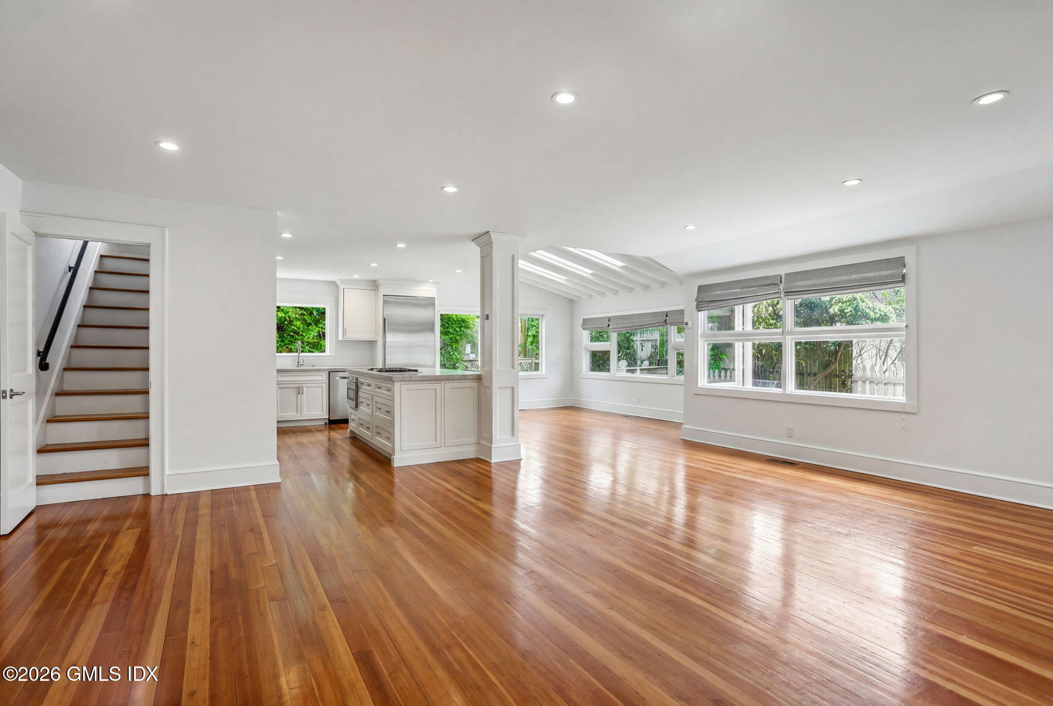 8 Potter Drive
