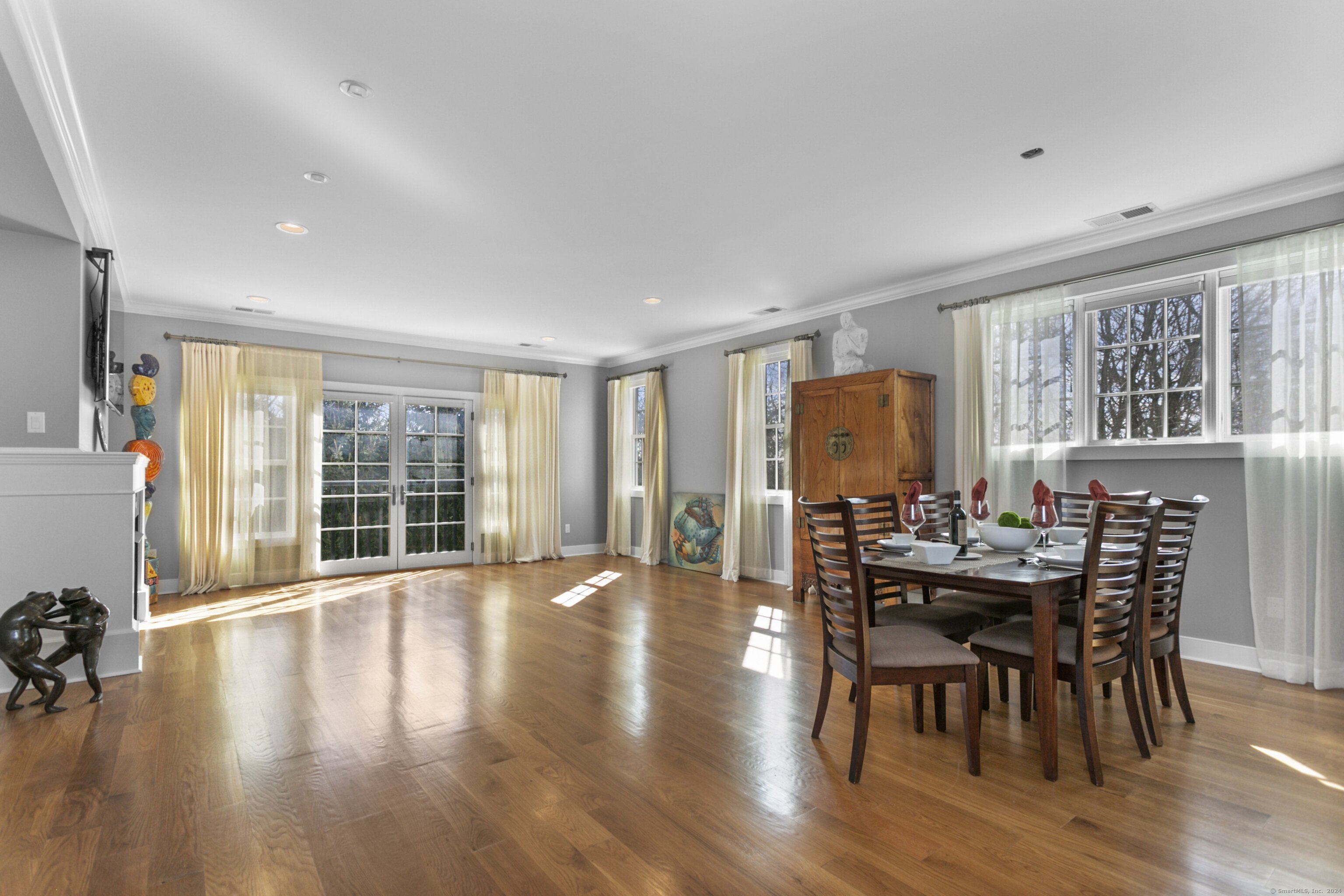 77 Havemeyer Lane 101