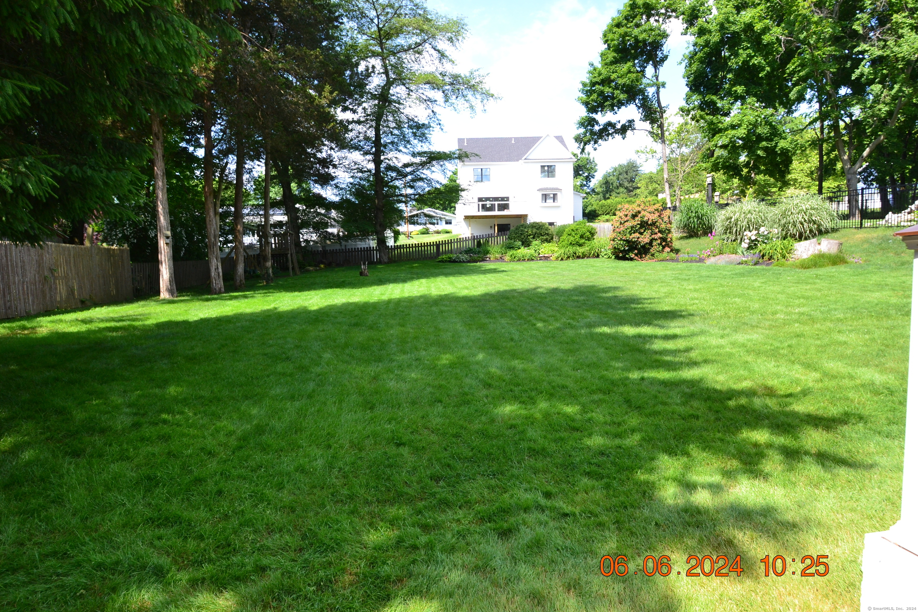 400 Valley Road