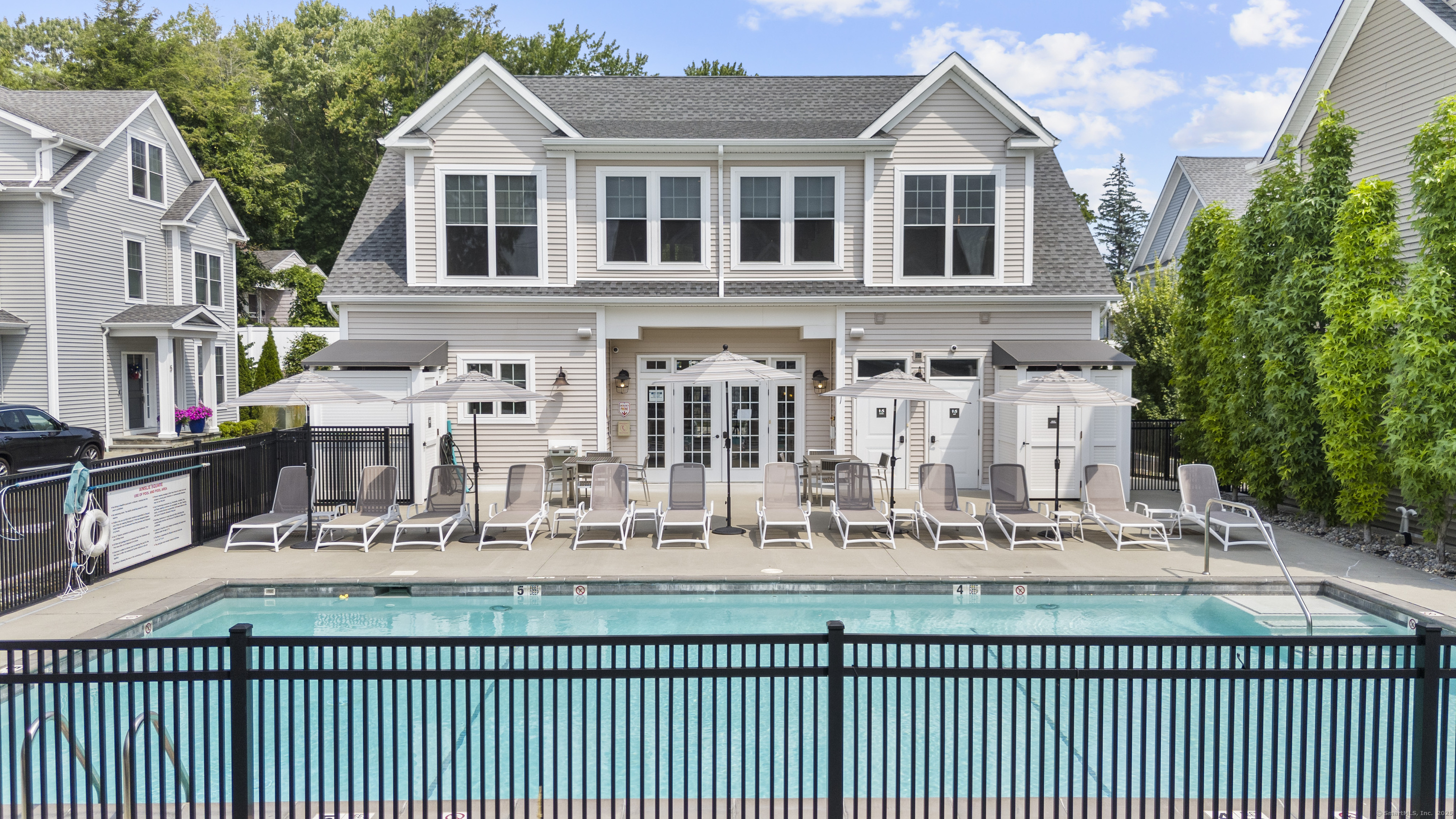 159 Colonial Road 11