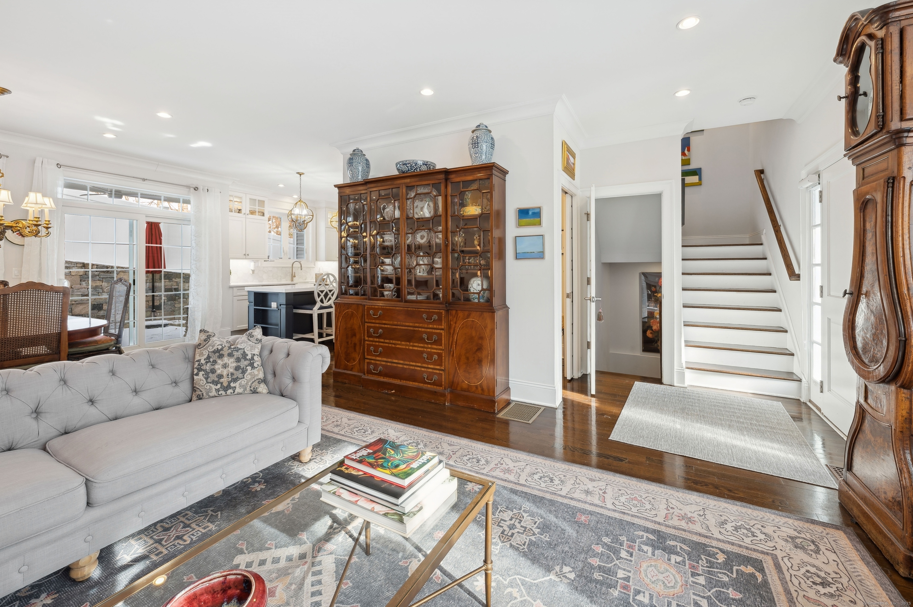 159 Colonial Road 11
