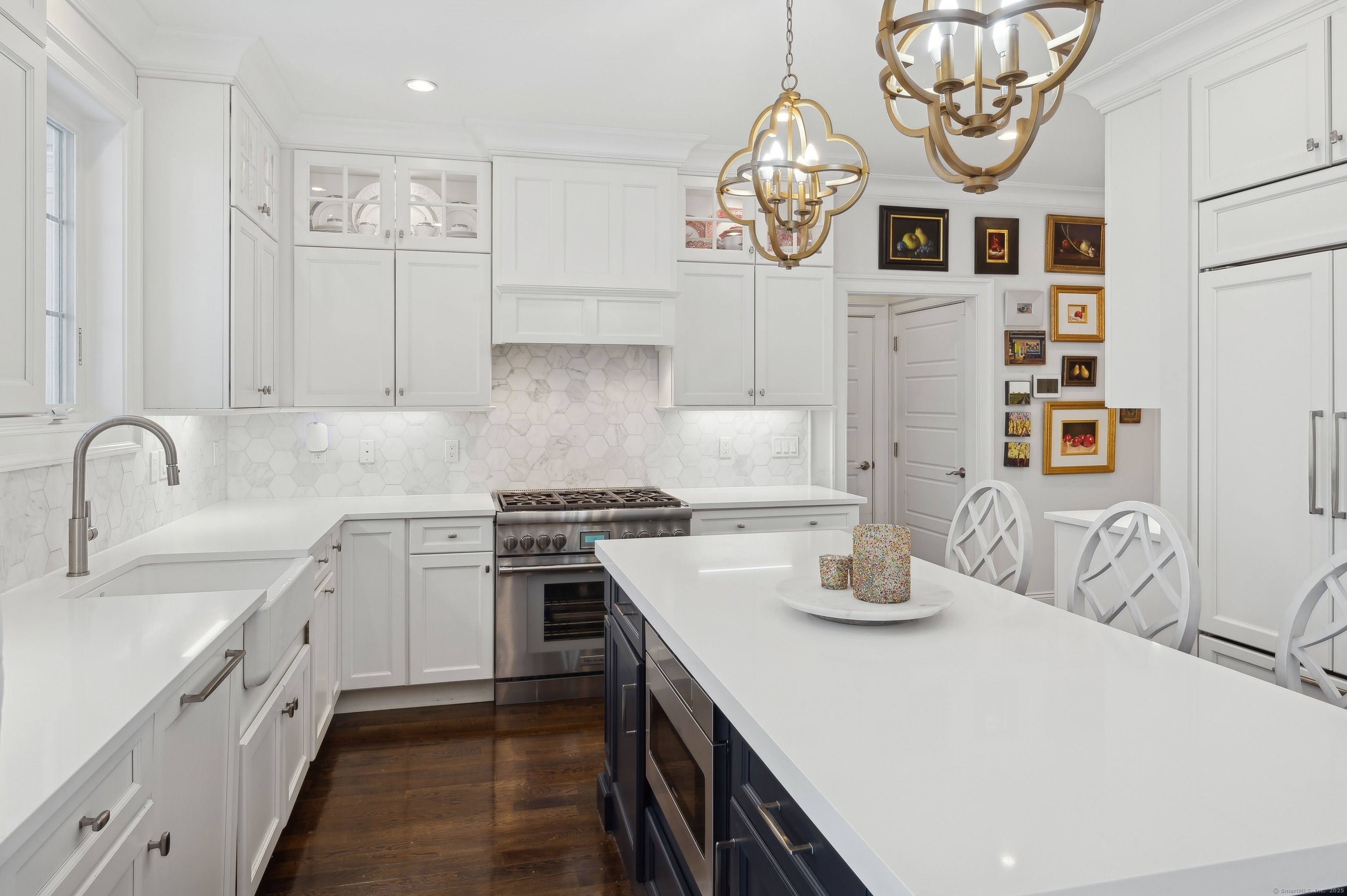 159 Colonial Road 11