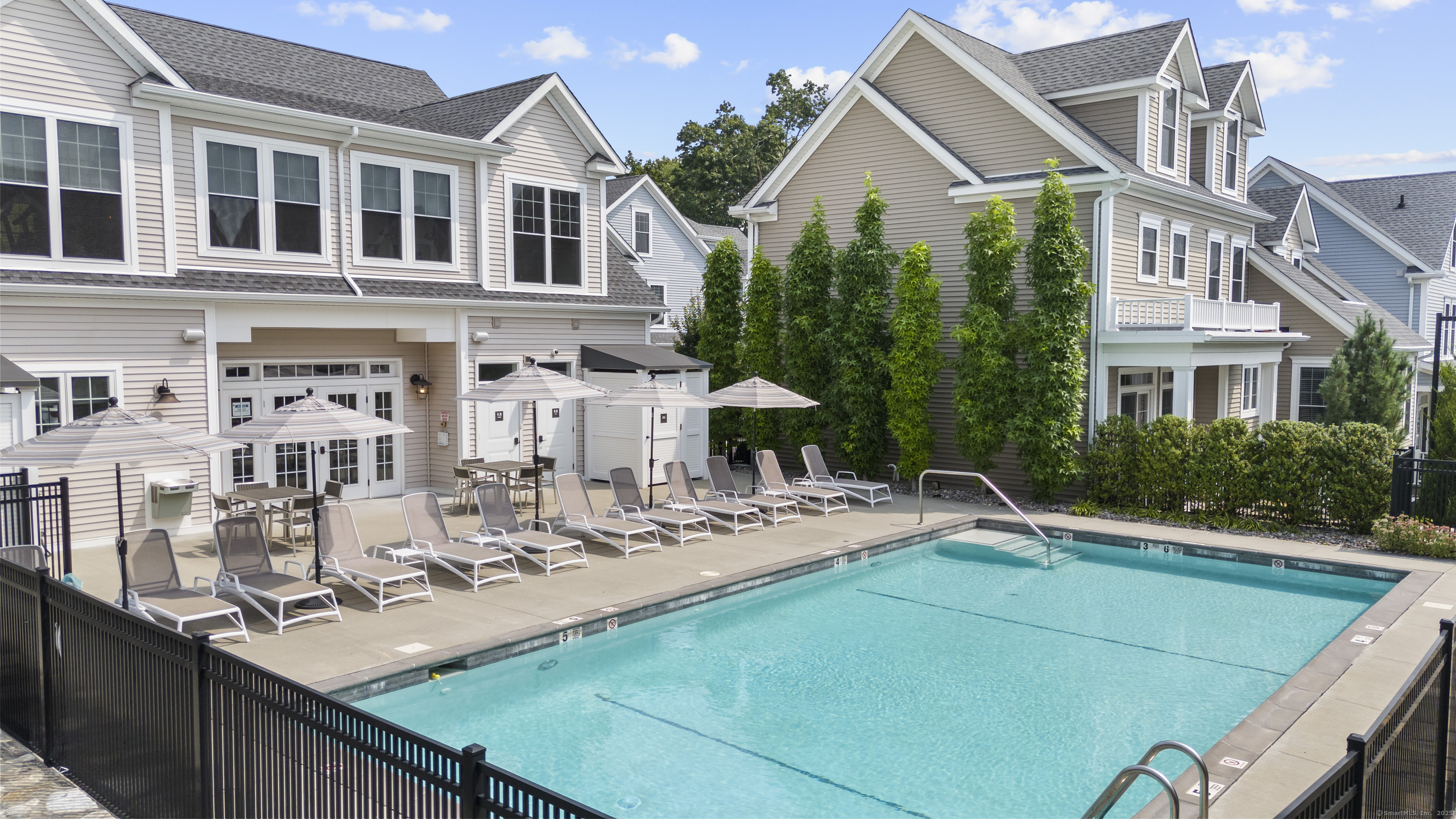 159 Colonial Road 11