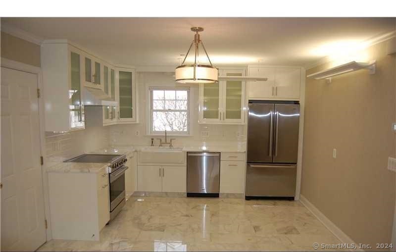 51 Forest Avenue 71