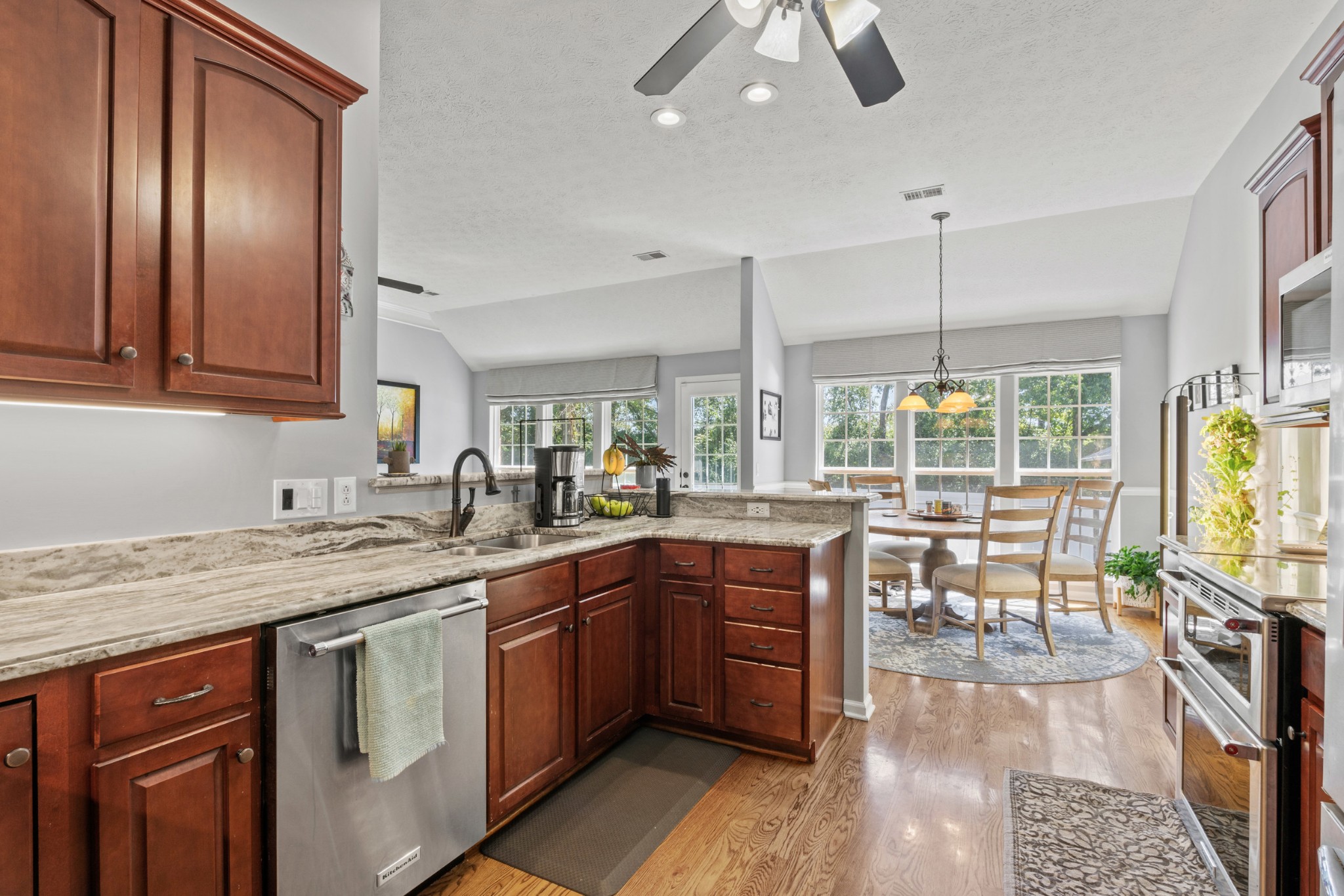 1045 Pittman Dr