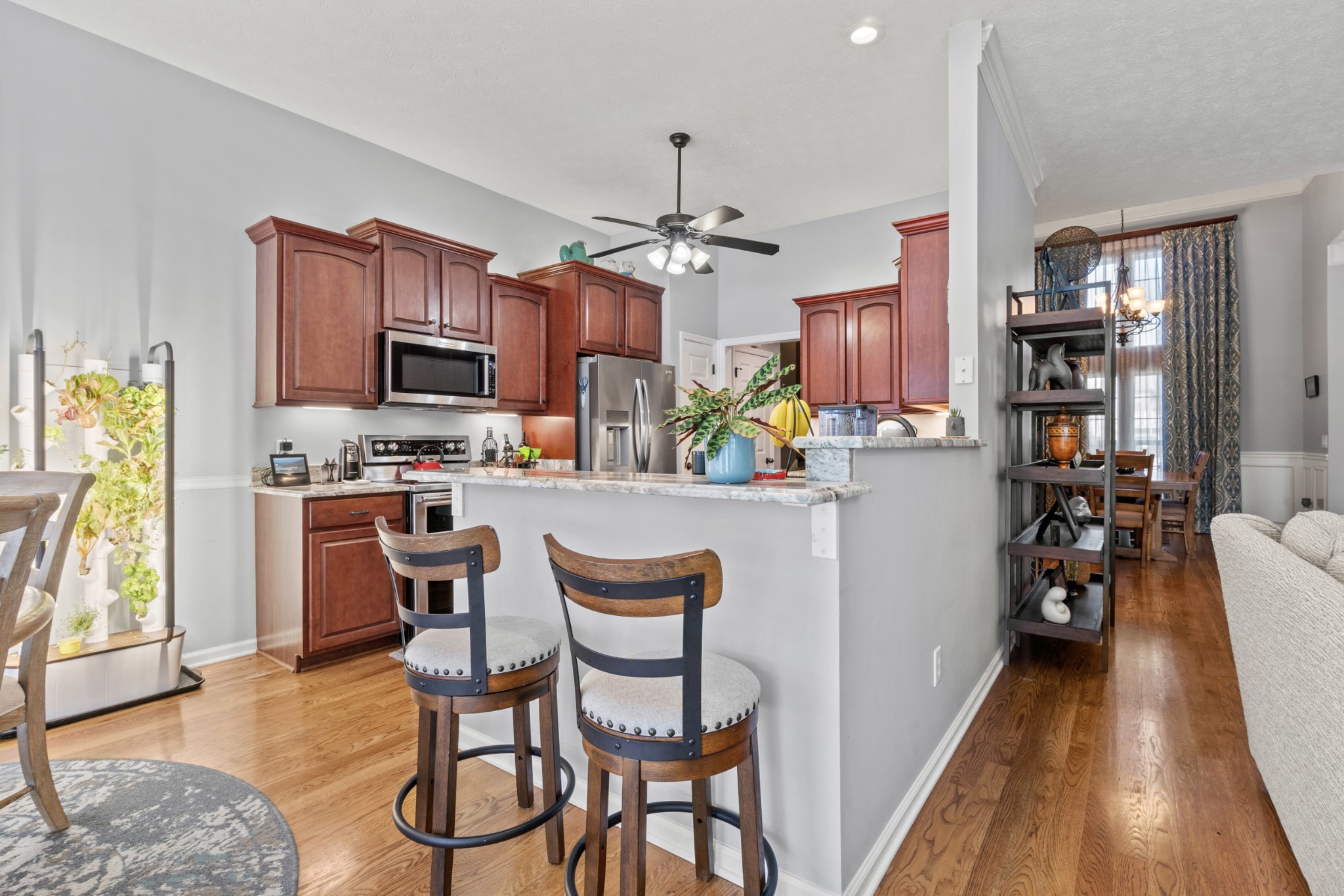1045 Pittman Dr