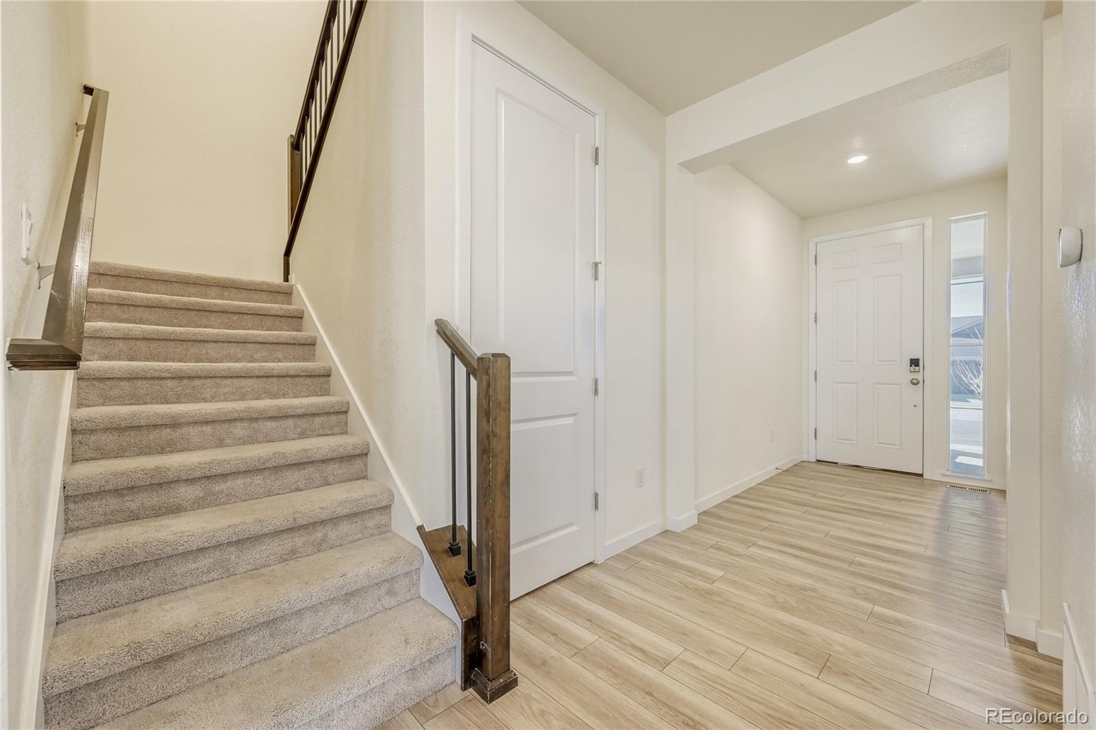 1060 S De Gaulle Court