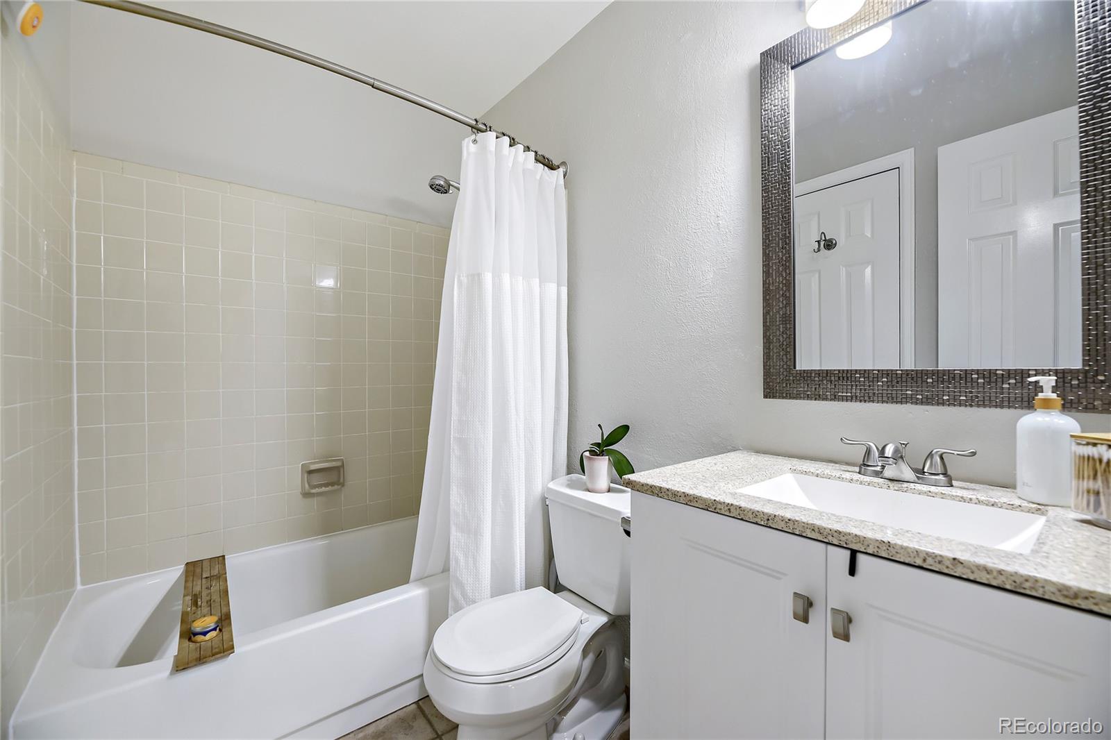 13732 E Lehigh Avenue Unit: G