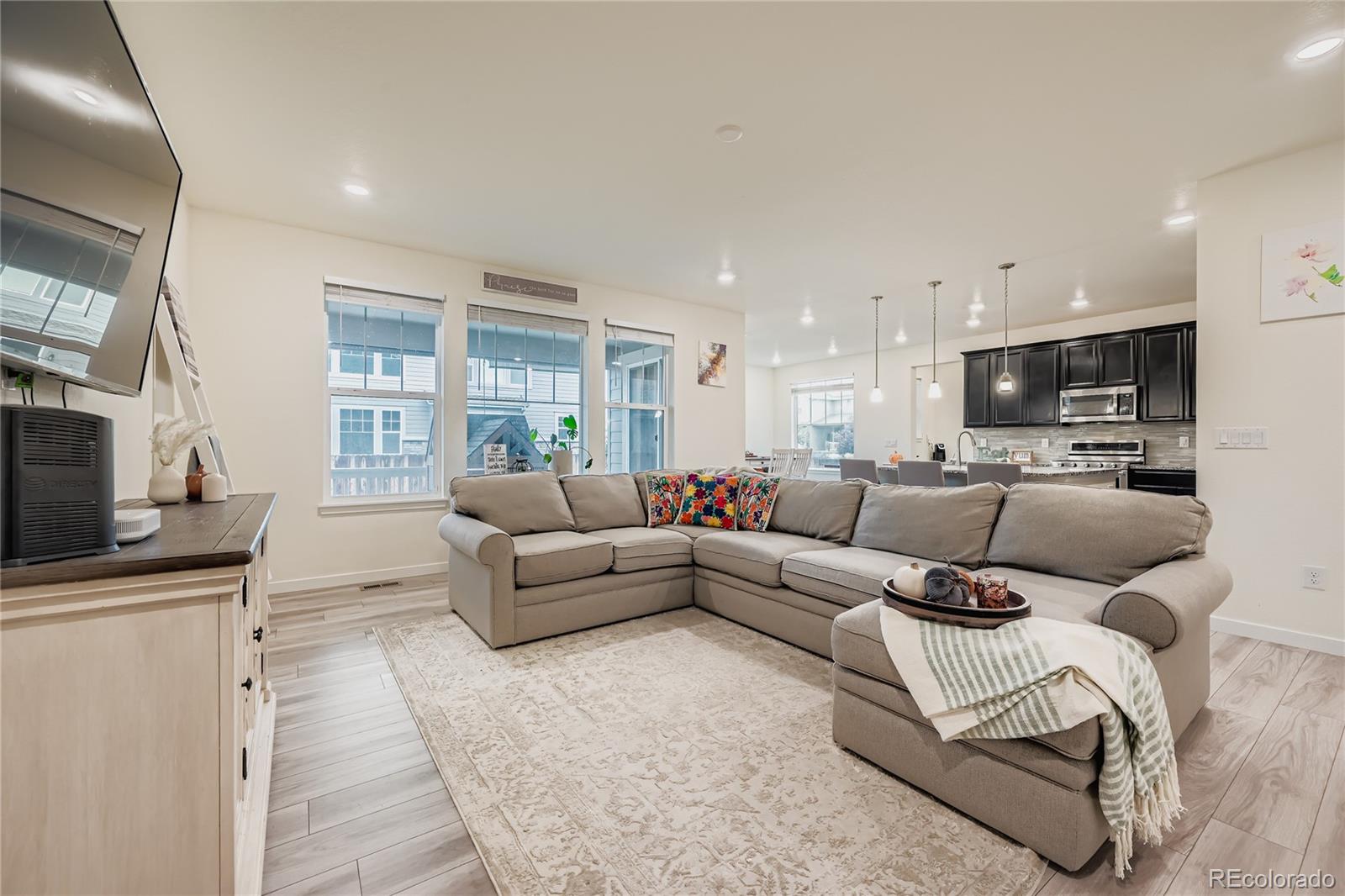 1060 S De Gaulle Court