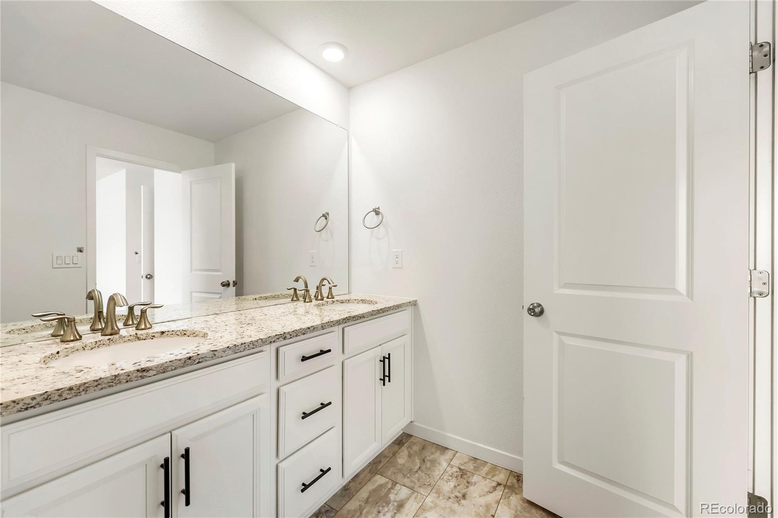 17681 E 95th Place