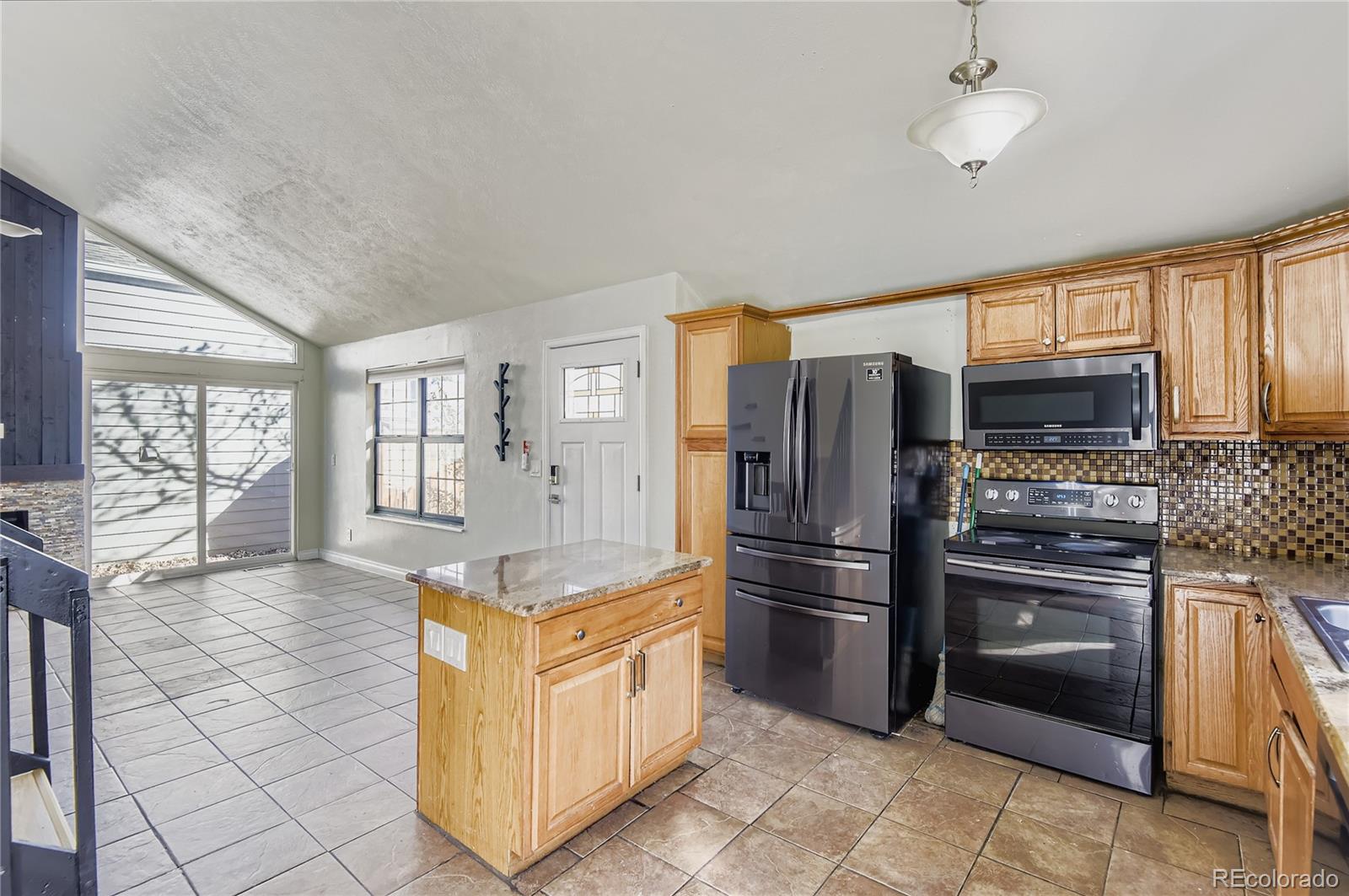 2910 S Revere Street