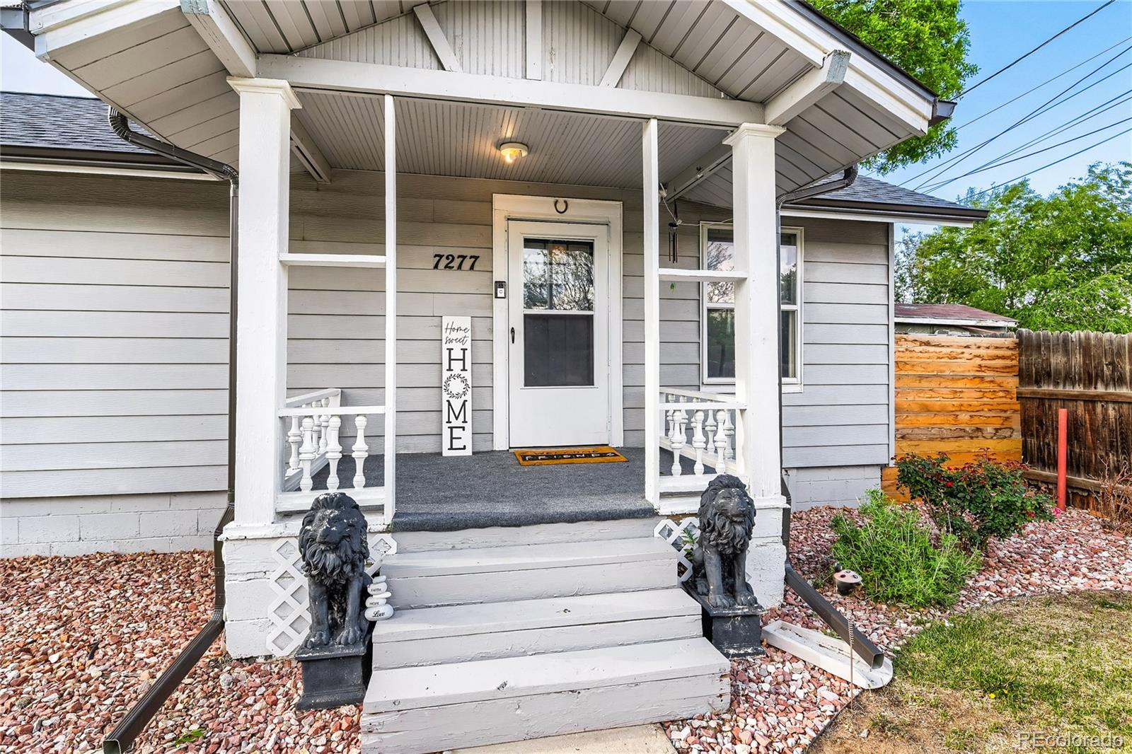 7277 E 68th Place