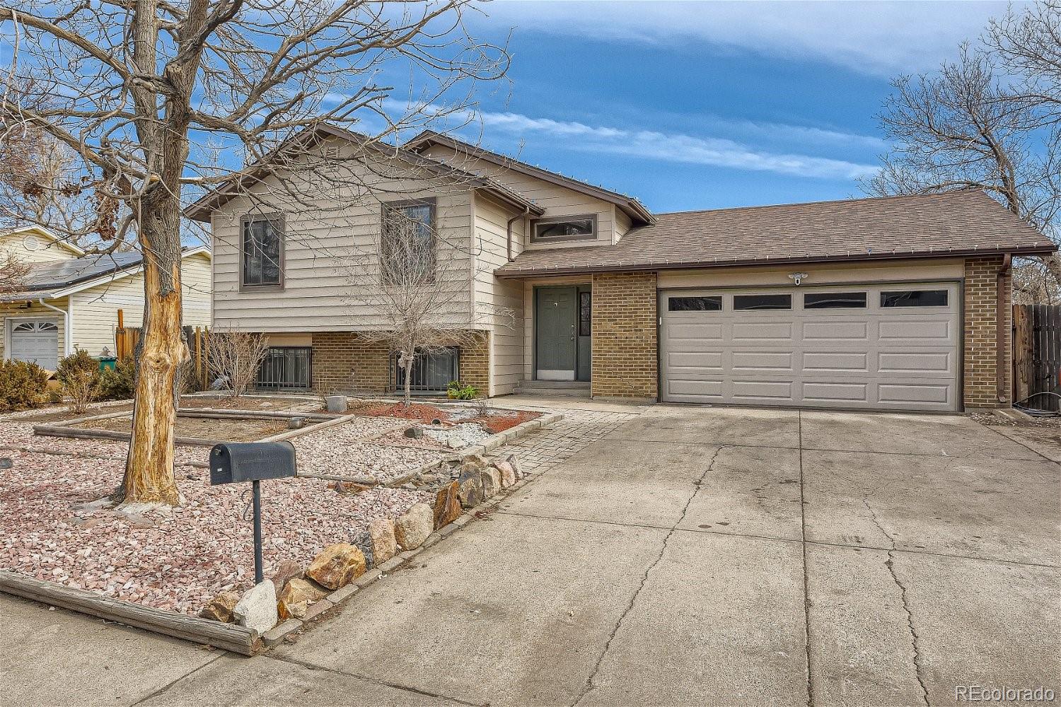 2402 Granby Way