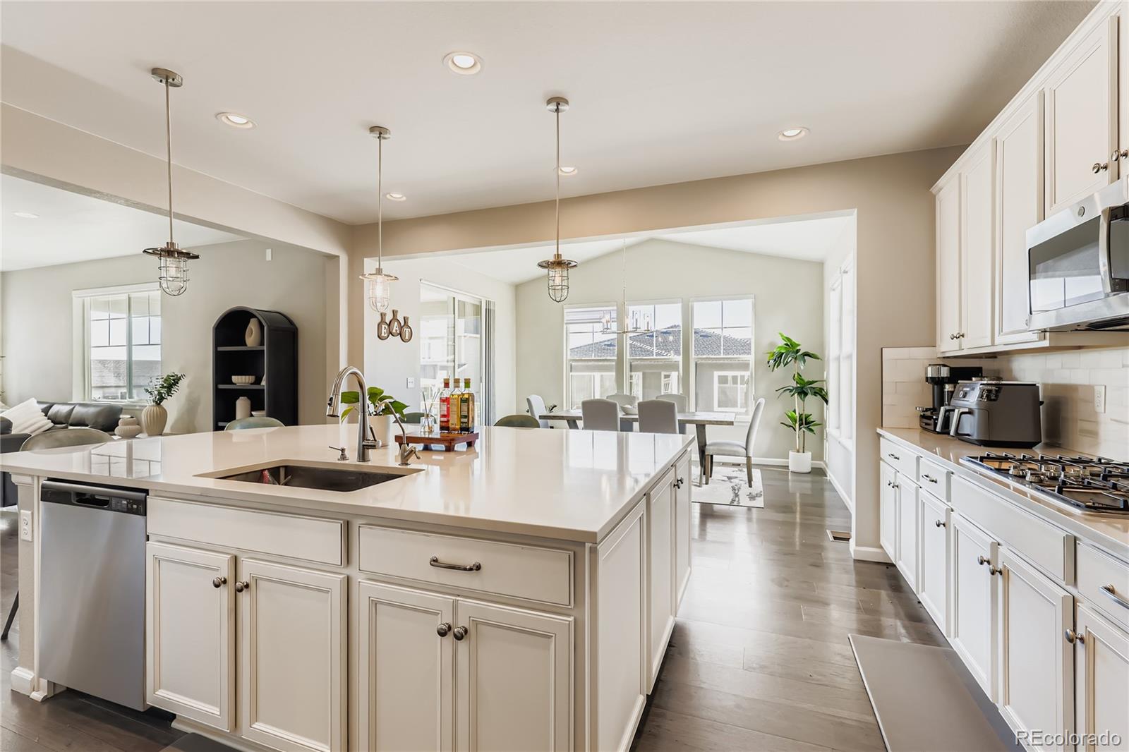 3967 Grand Baker Street