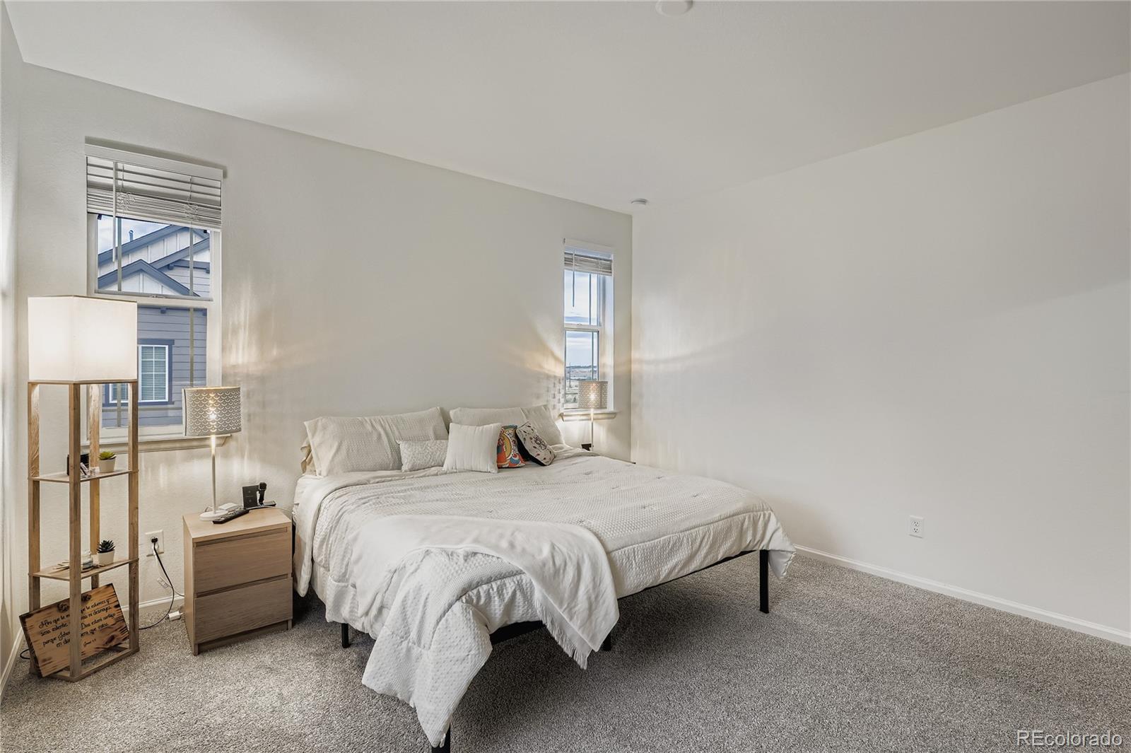 8867 SnakeRiver Street