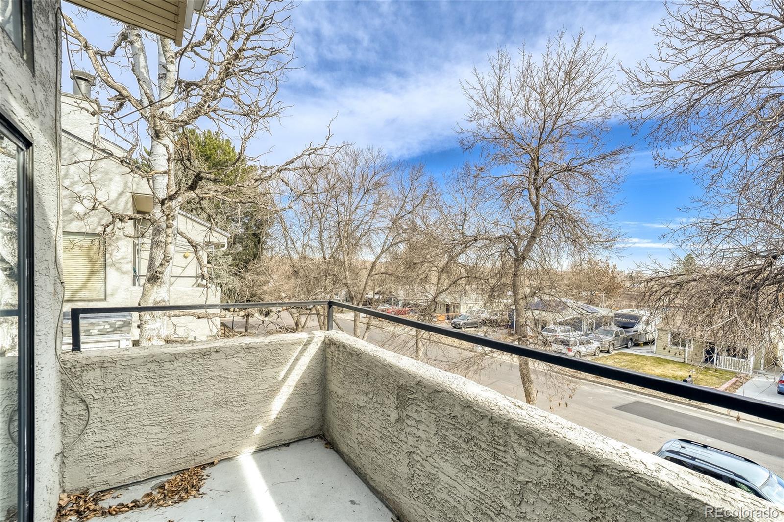 1825 Kendall Street Unit: 205