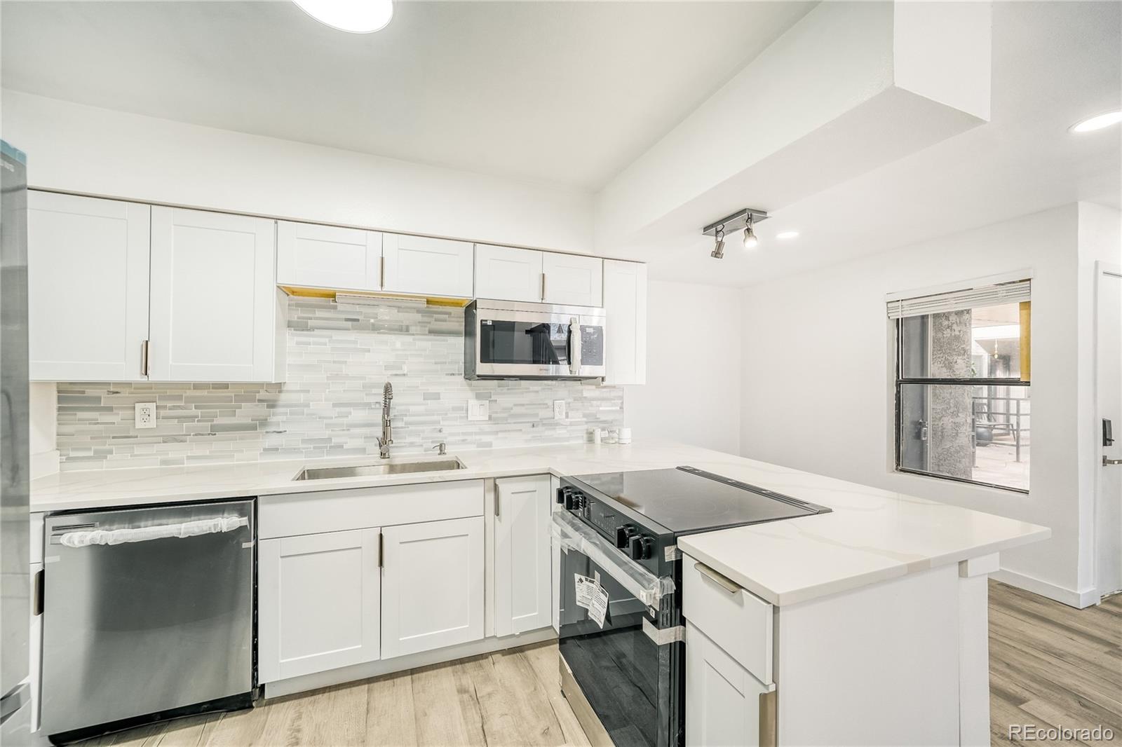 1825 Kendall Street Unit: 205