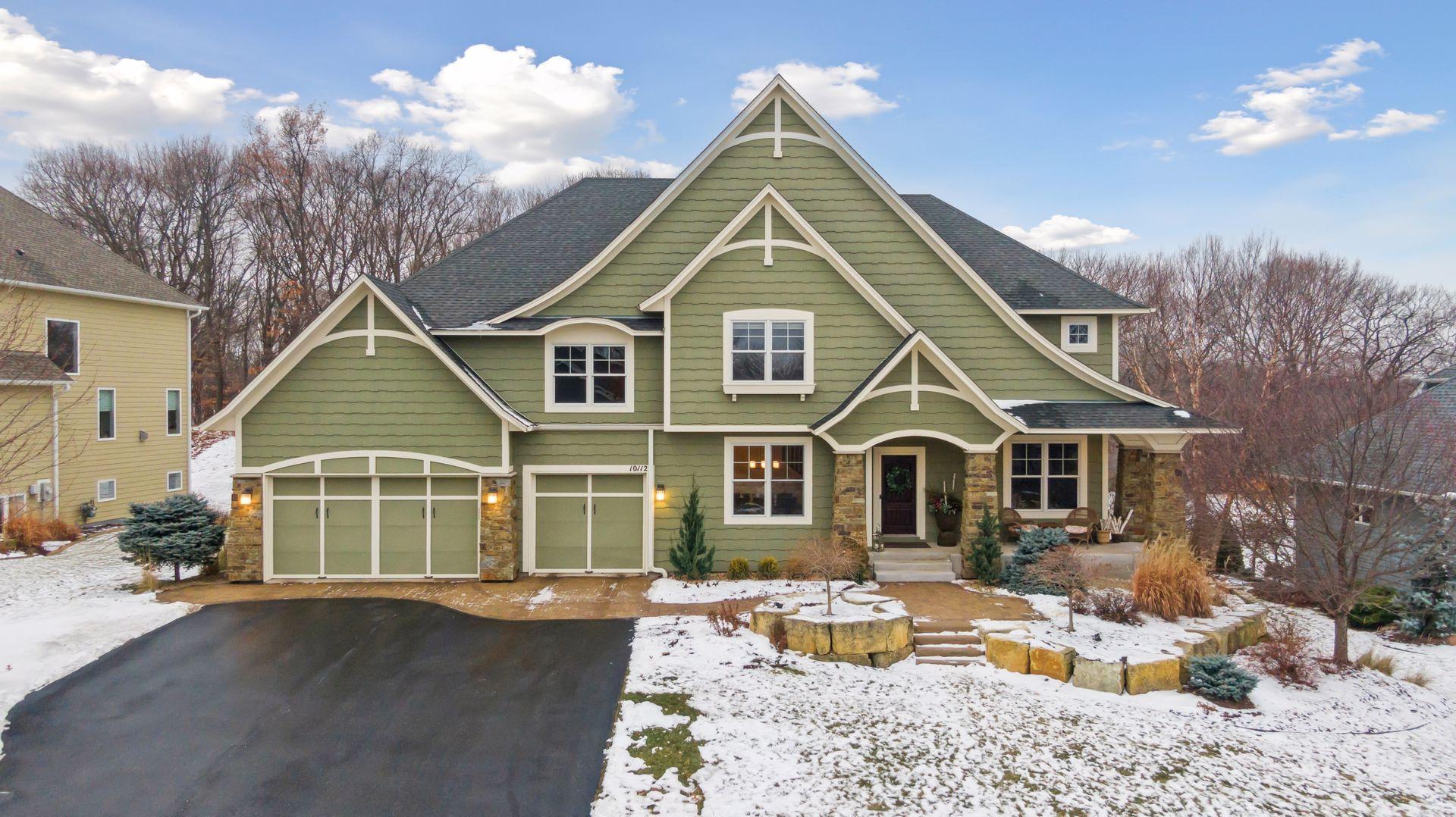 10112 Trails End Road