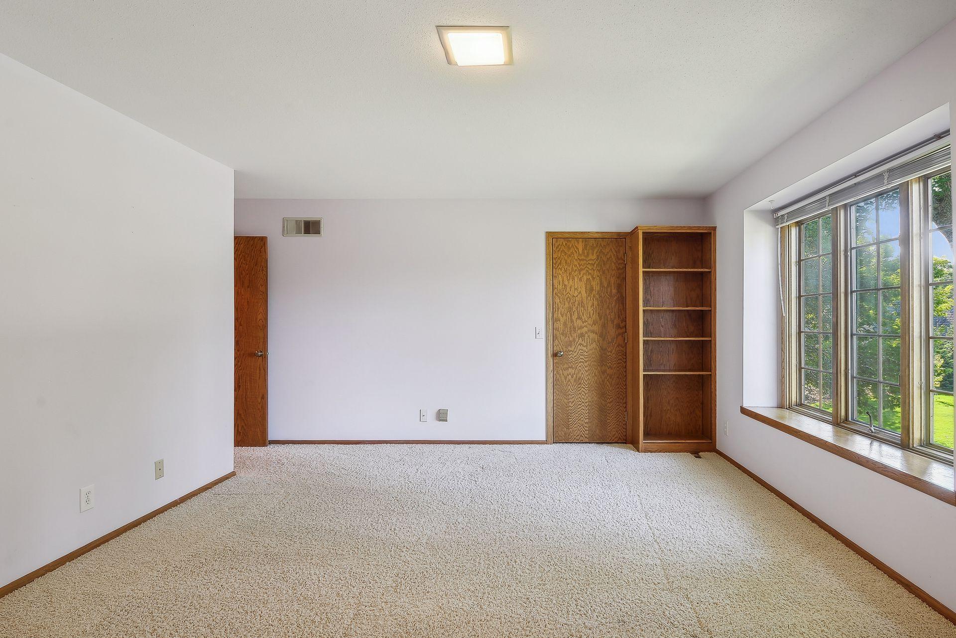 6512 Willow Wood Road