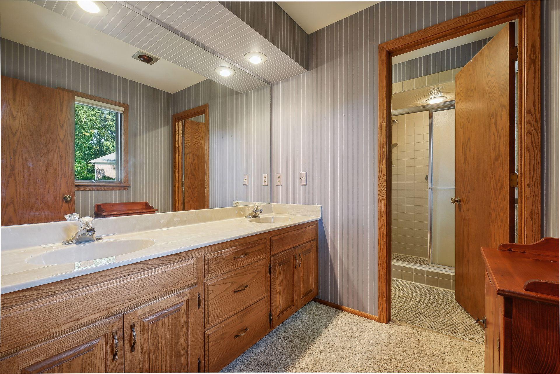 6512 Willow Wood Road