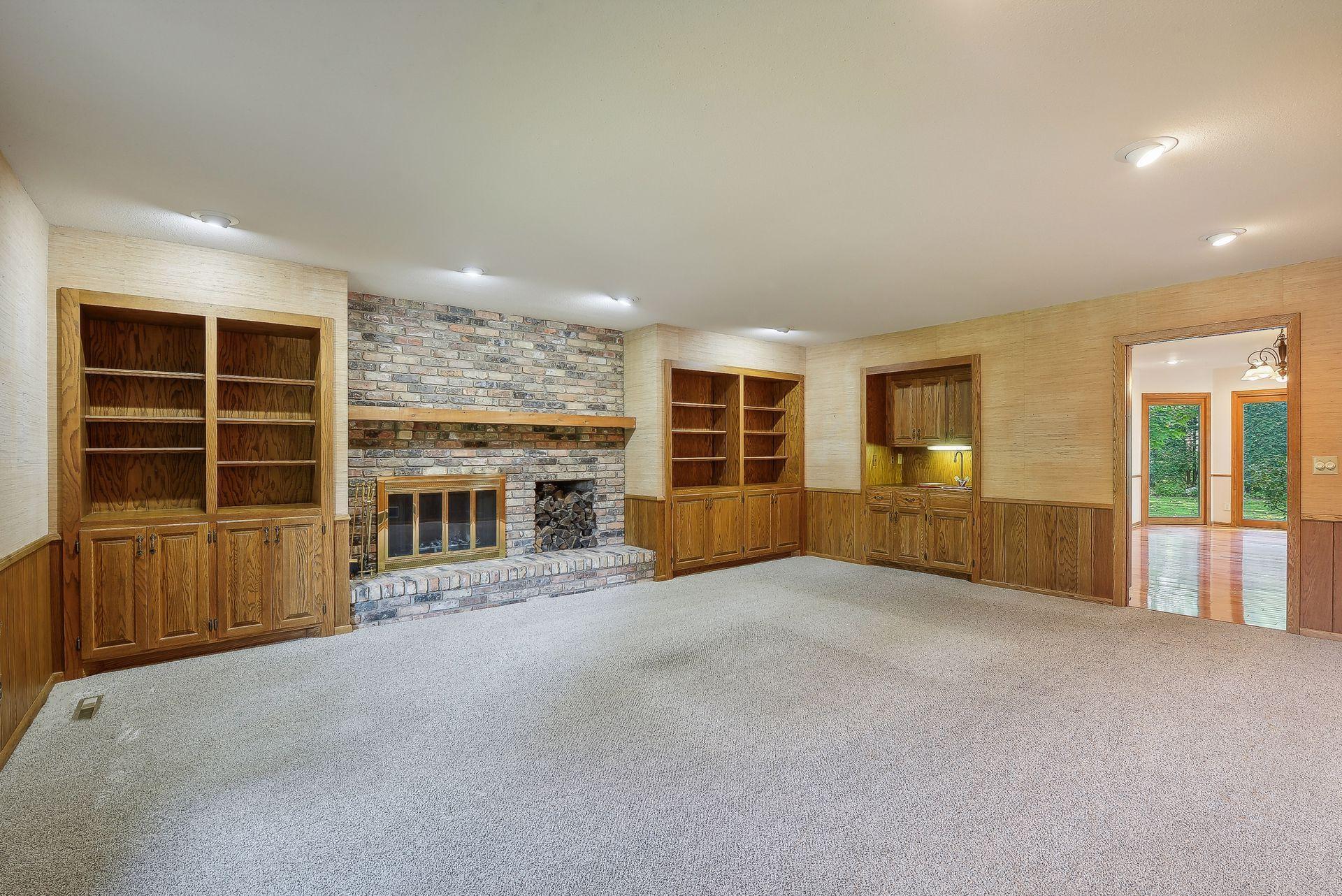 6512 Willow Wood Road