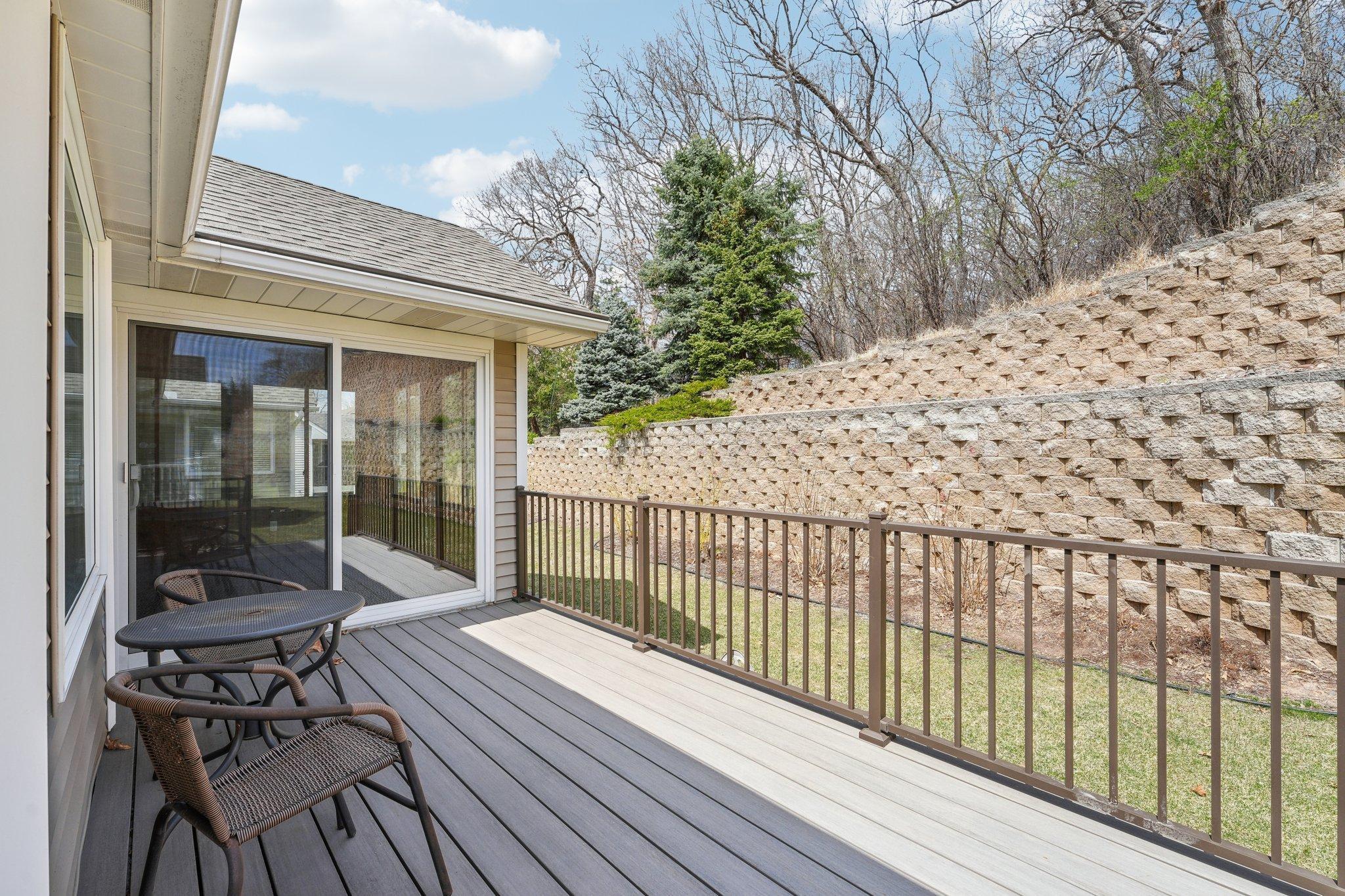 6630 Vernon Hills Road S